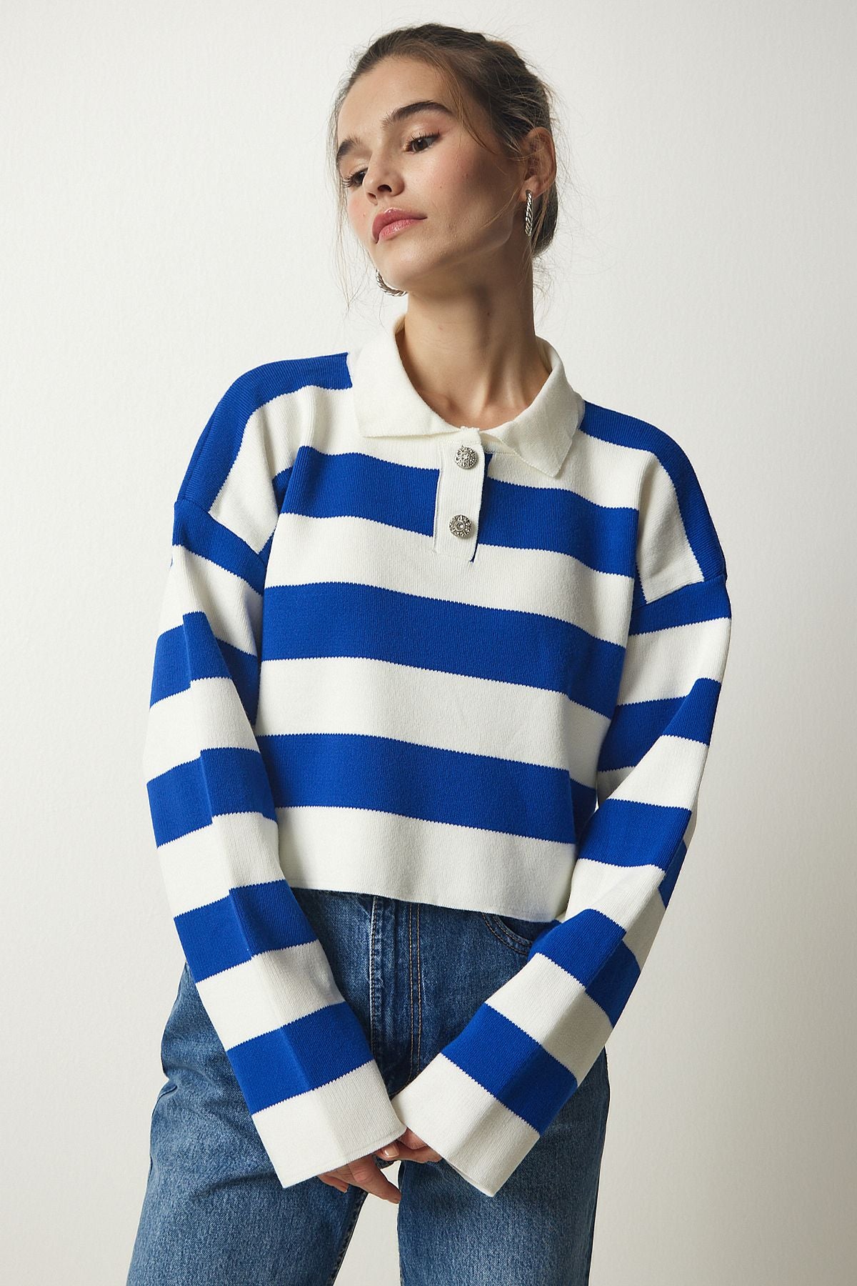 Woman White Blue Stylish button with collar striped crop knitwear sweater BV00115