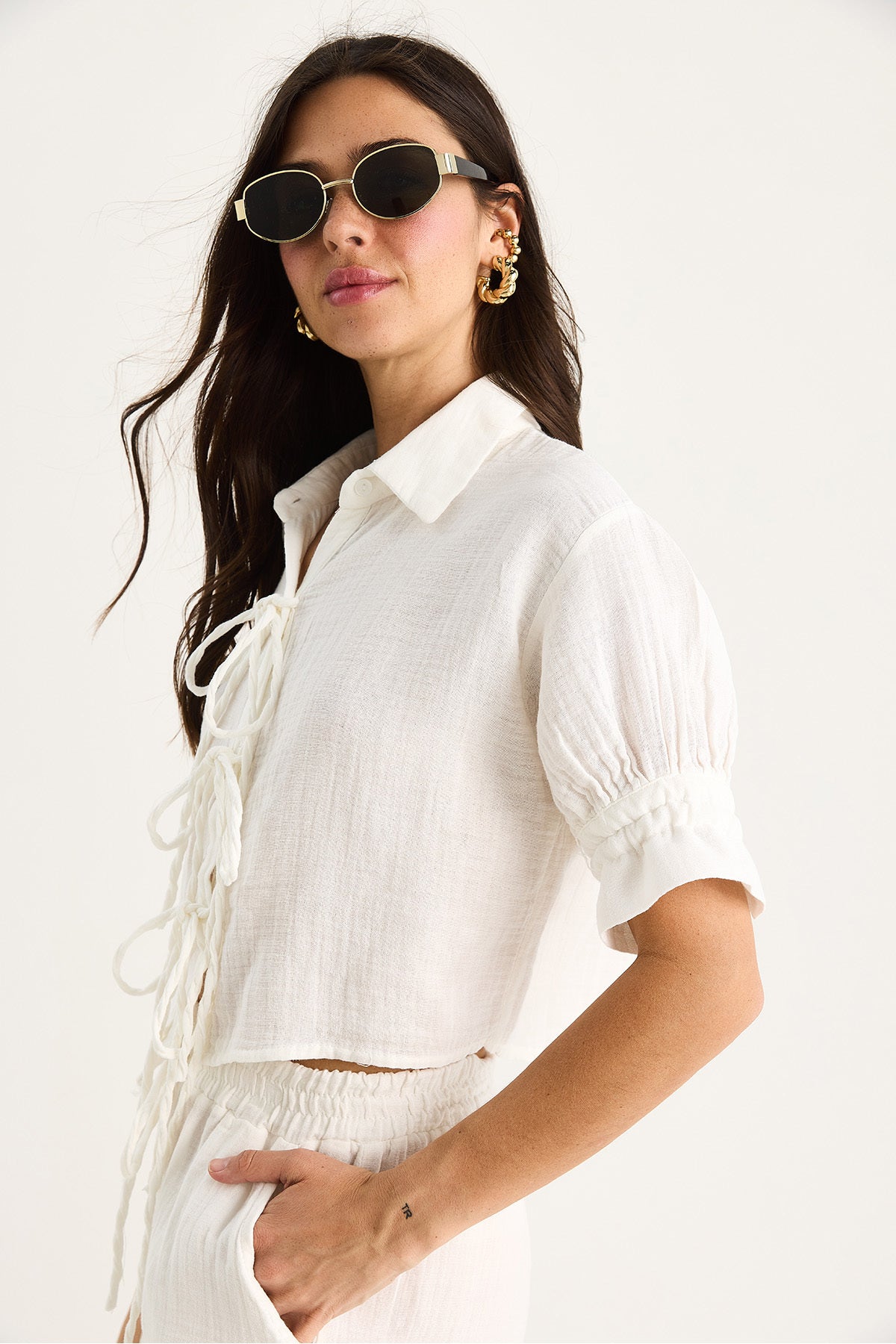 Women's Tie Detailed Sleeves Gathered Muslin Crop Shirt 2111 60283446