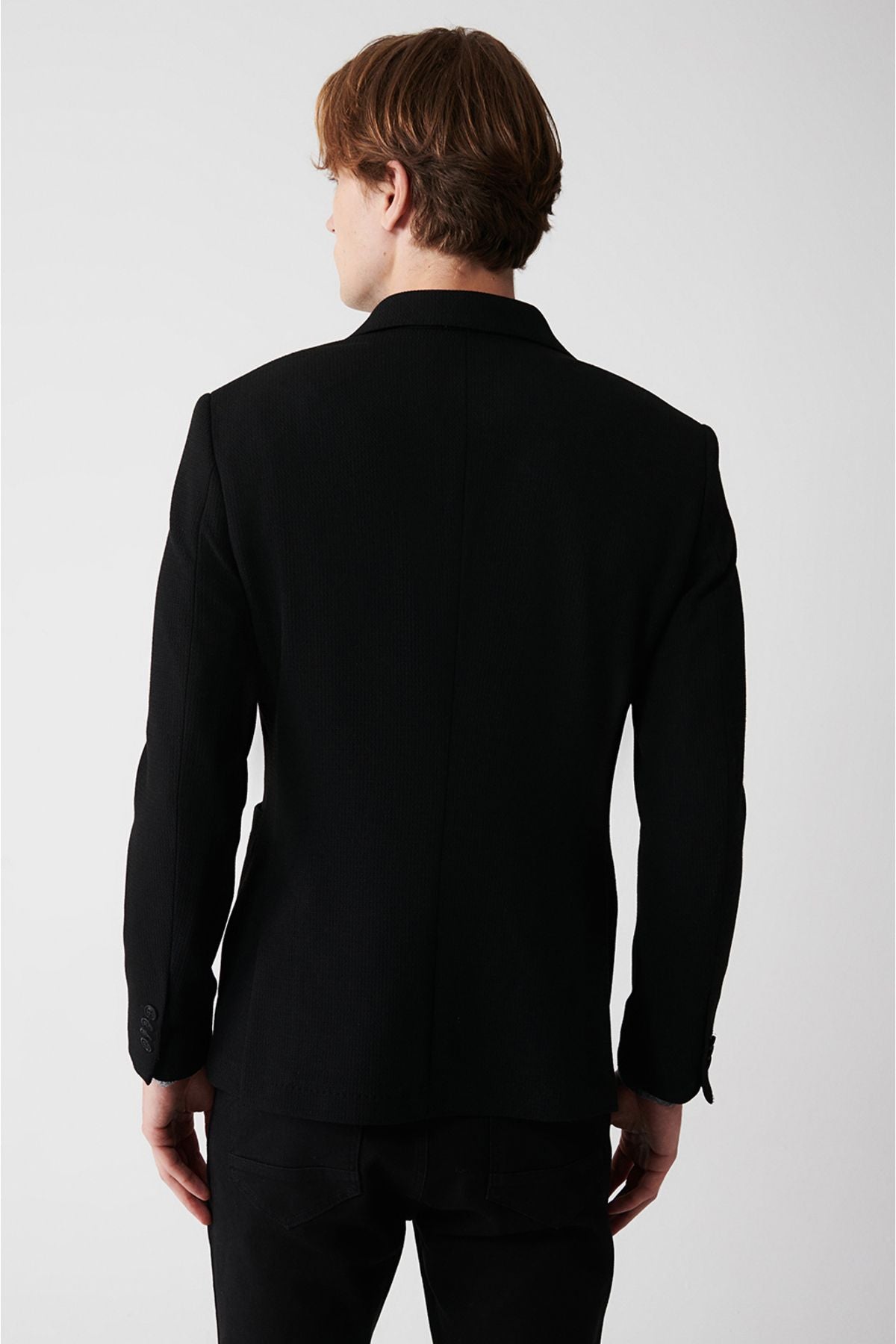 Men's Black Swallow Collar Cruve Closing Unless Cruve Jacket A32Y4052