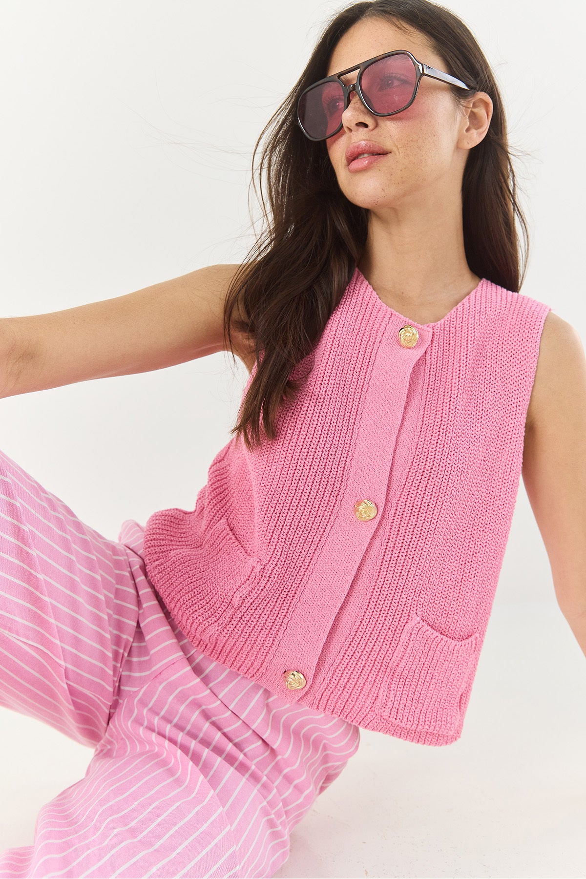 Women's Crew Neck Gold Button Detailed Zero Sleeve Knitted Vest TY251001 60283265