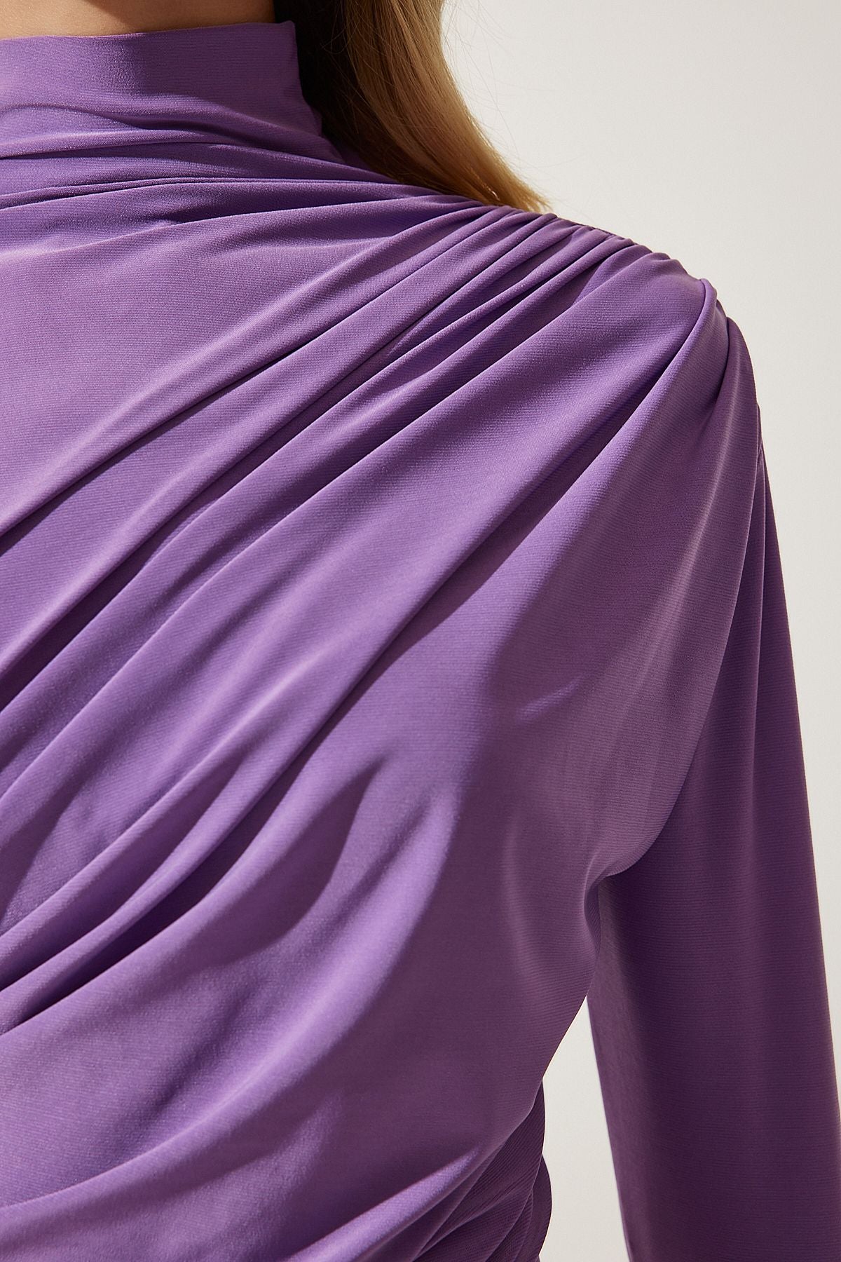 Woman Lilac Shirness Detailed Sandy Blouse FF00135