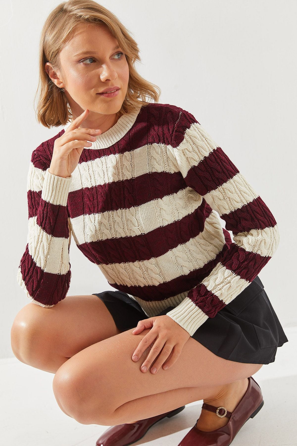 Female striped bike collar sweater 20247503