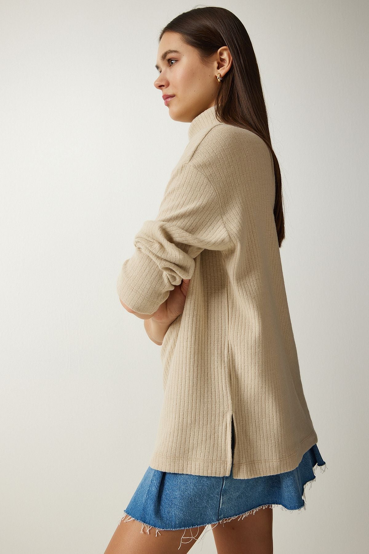 Female Beige Fisherman Neck Vumor Oversiz knit blouse UB00213