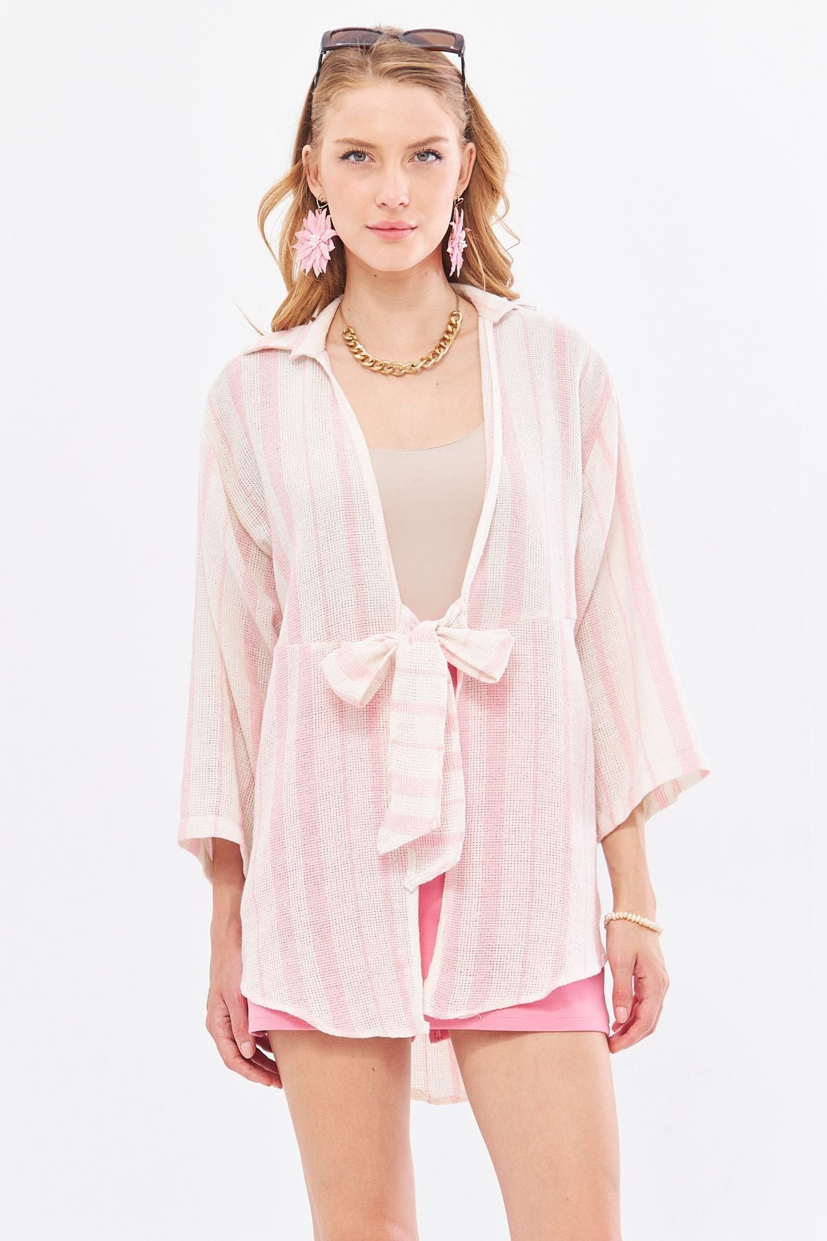 Woman Pink striped front-binding kimono shirt ARM-24Y001091