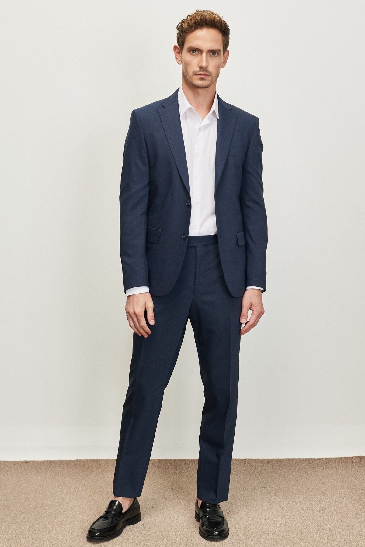 Men's navy blue slim fit narrow cutting mono collar pattern woolen suit