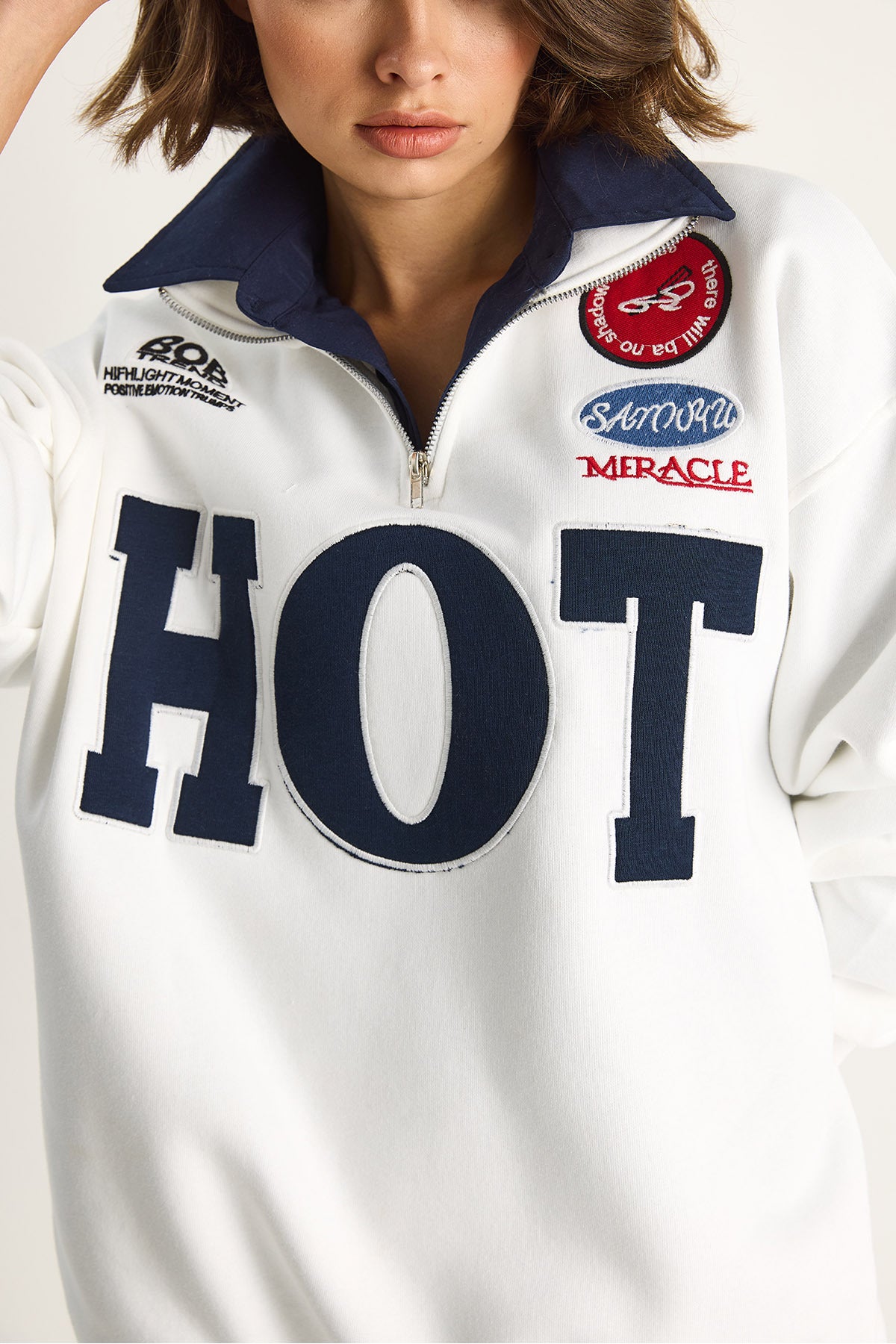 Women's Zippered Stand-Up Collar Embroidered Three Thread Ribbed Oversize Sweatshirt 10006 60284067