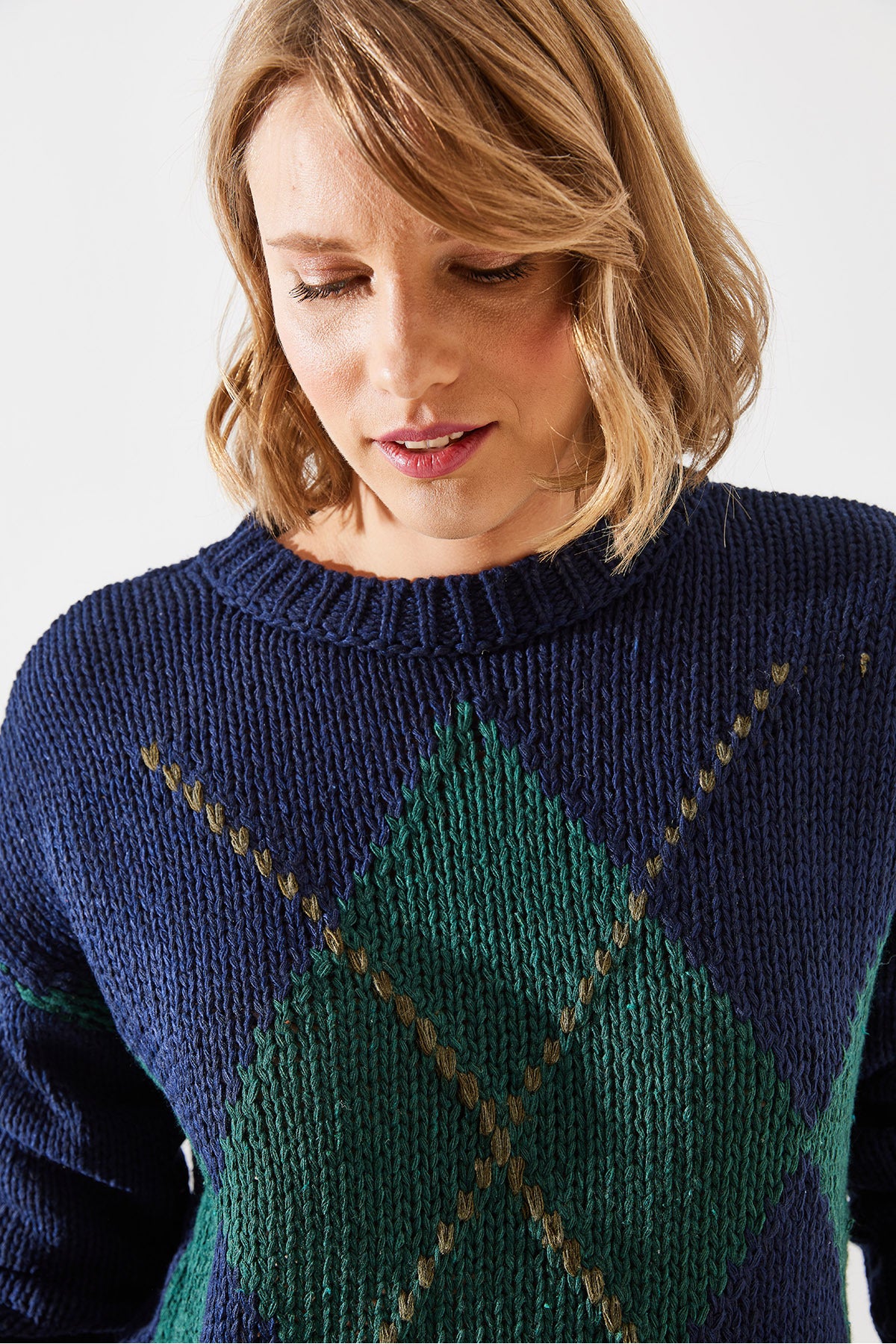 Women's Checkered Sweater 20246195