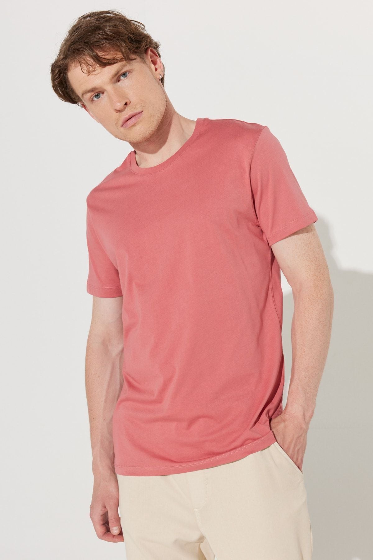 Men's Tile Slim Fit Narrow Cut 100 %Cotton Bicycle Collar Basic T -shirt