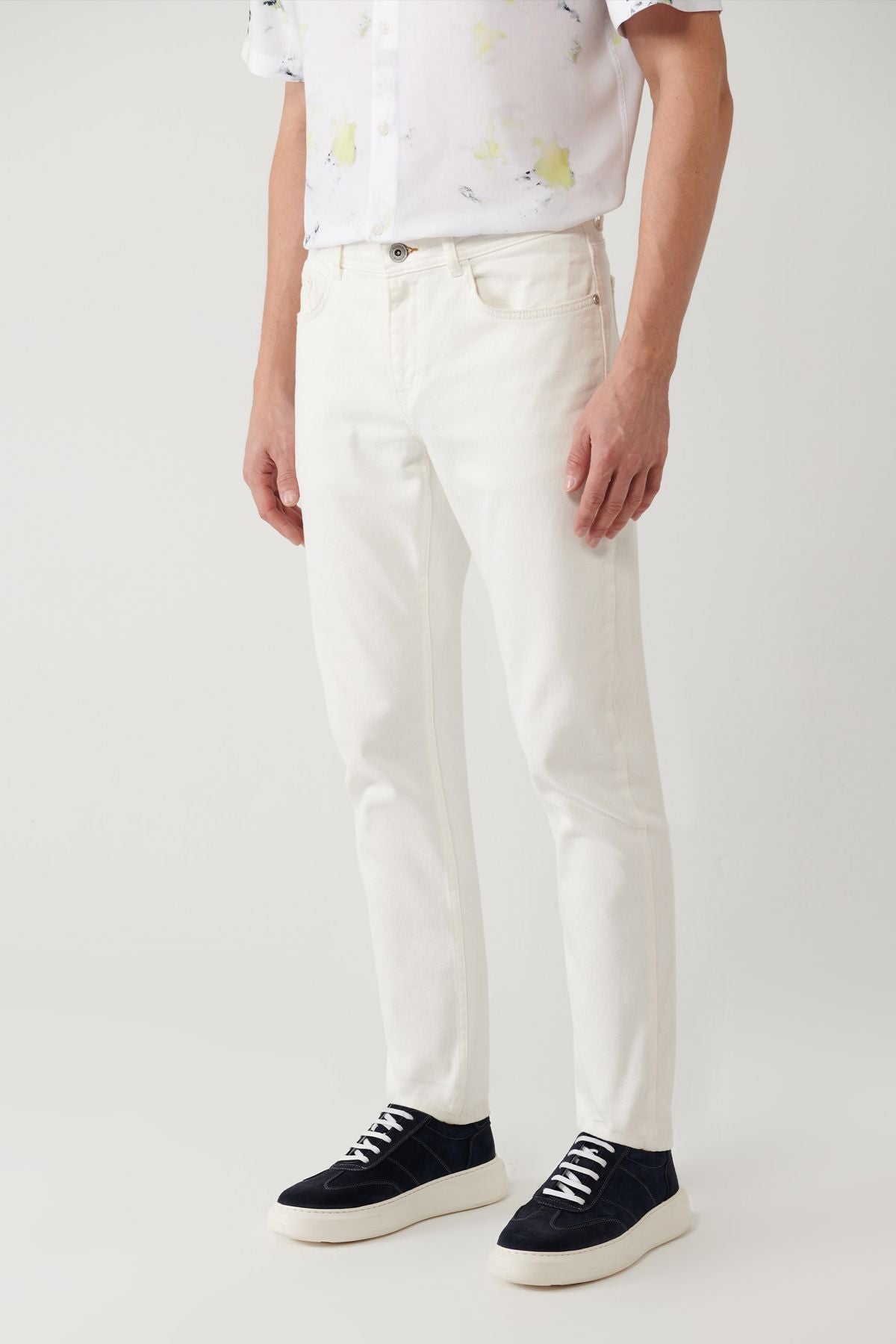 Male Ecru Rinse Wash Flexible Pants A41y3504