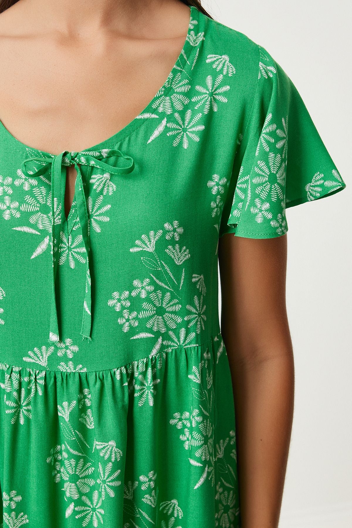 Woman Green White Flower Summer Viscose Dress DD01330
