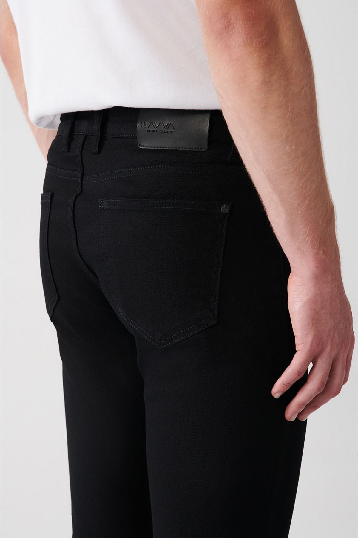 Men's black 5 pockets flexible canvas pants B003003