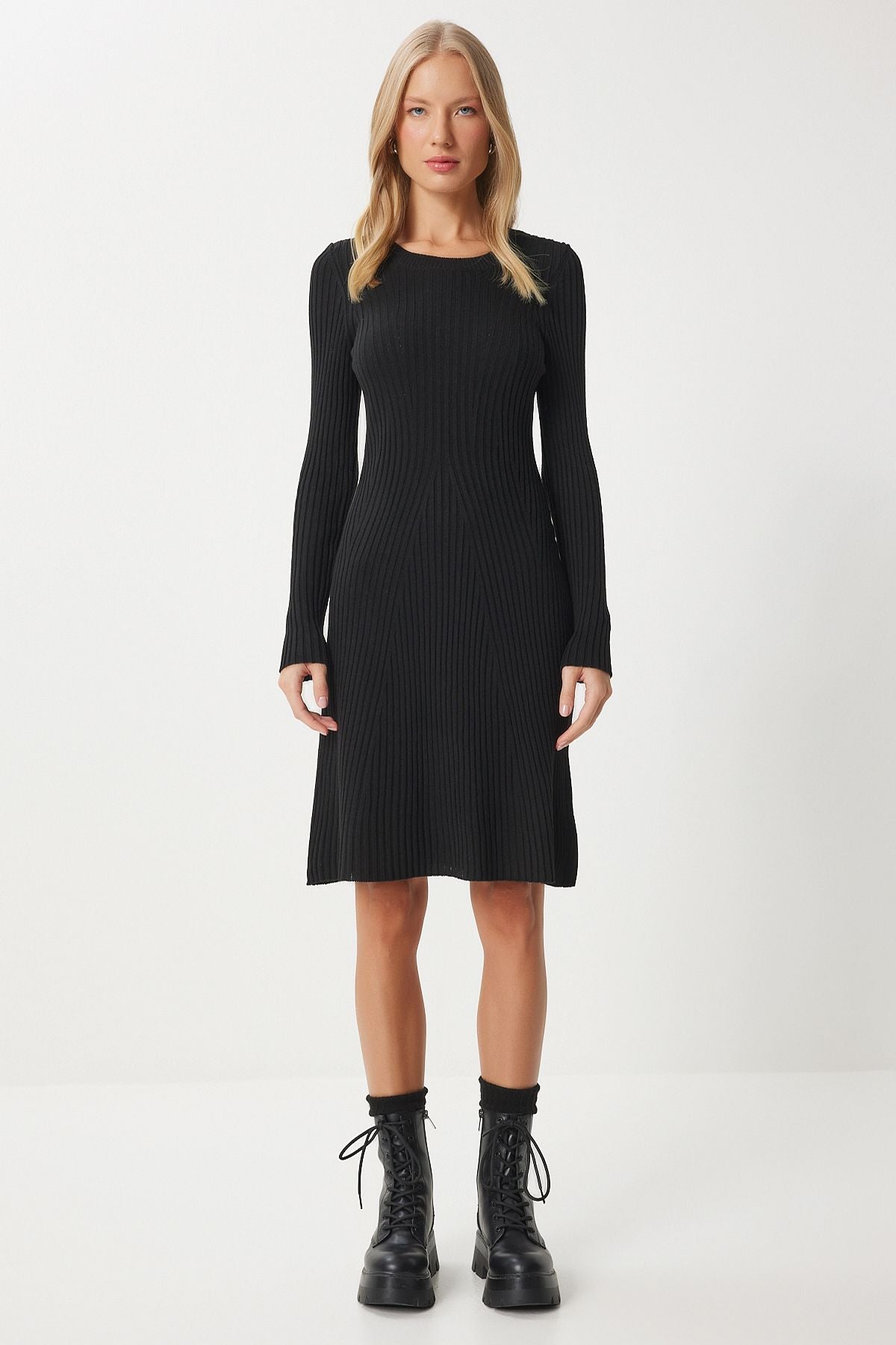 Female Black Bicycle Collar Celiko Dress MX00172