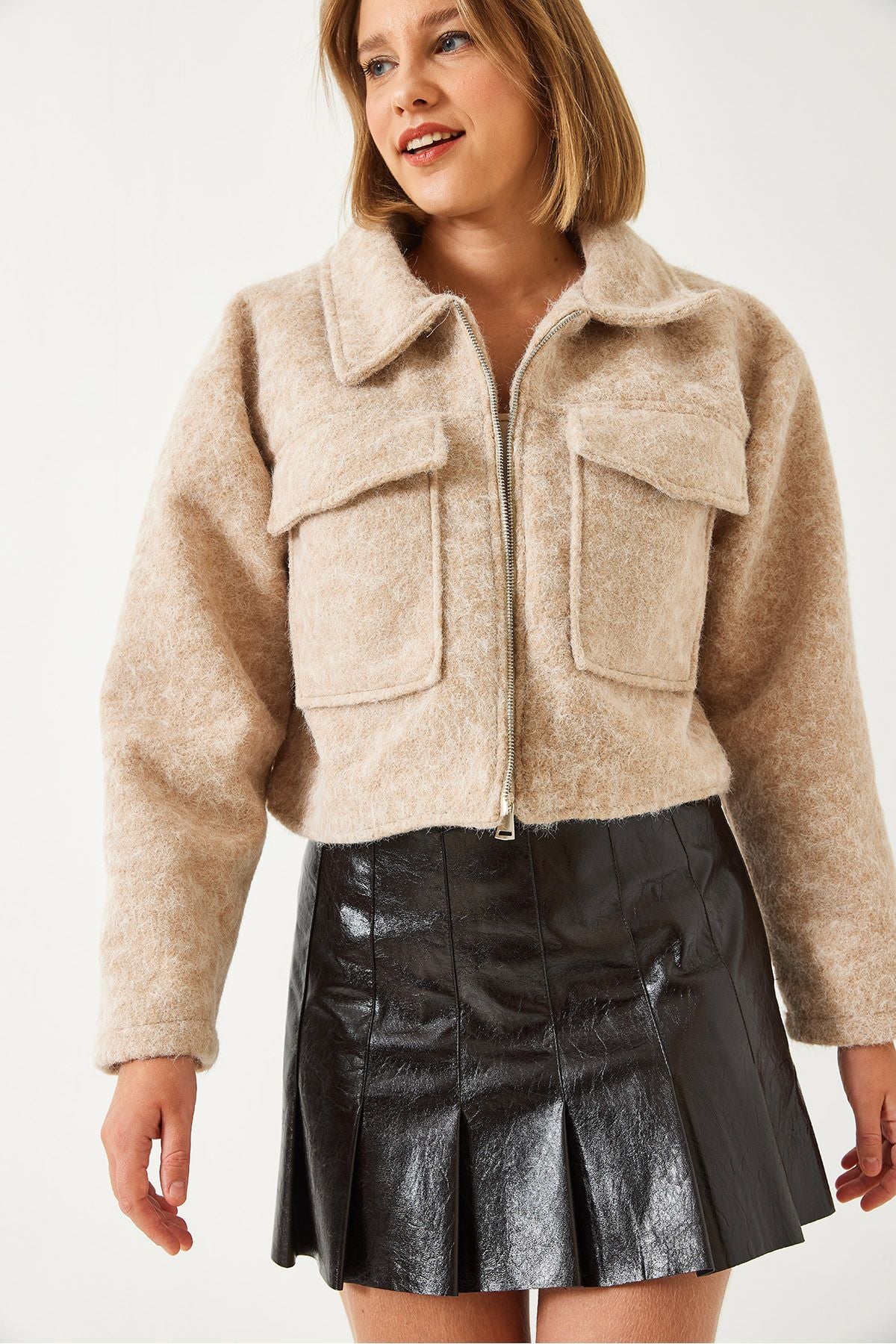 Female Double Pocket Crop Stamp Jacket 2638 602611101