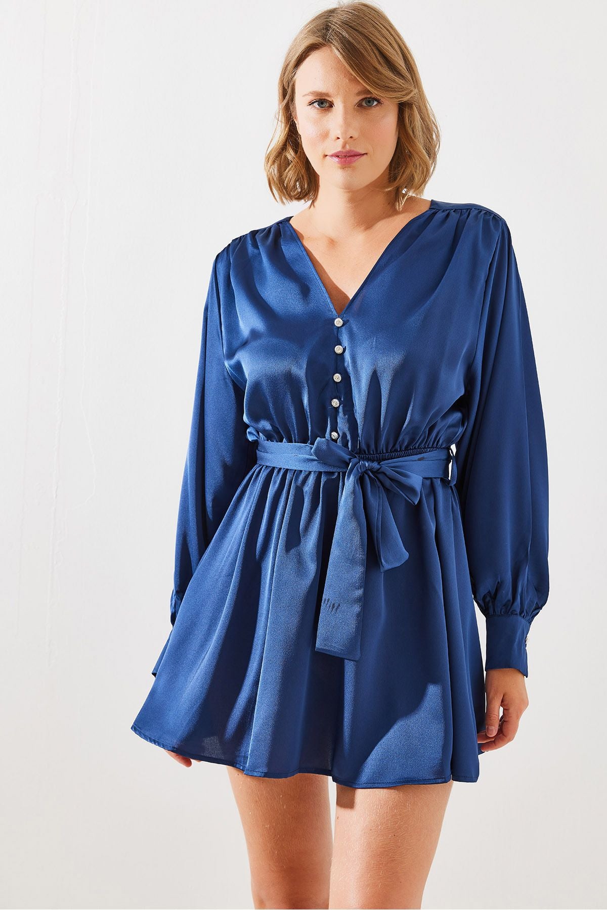 Female belt button detailed satin dress MBMS003 60501003