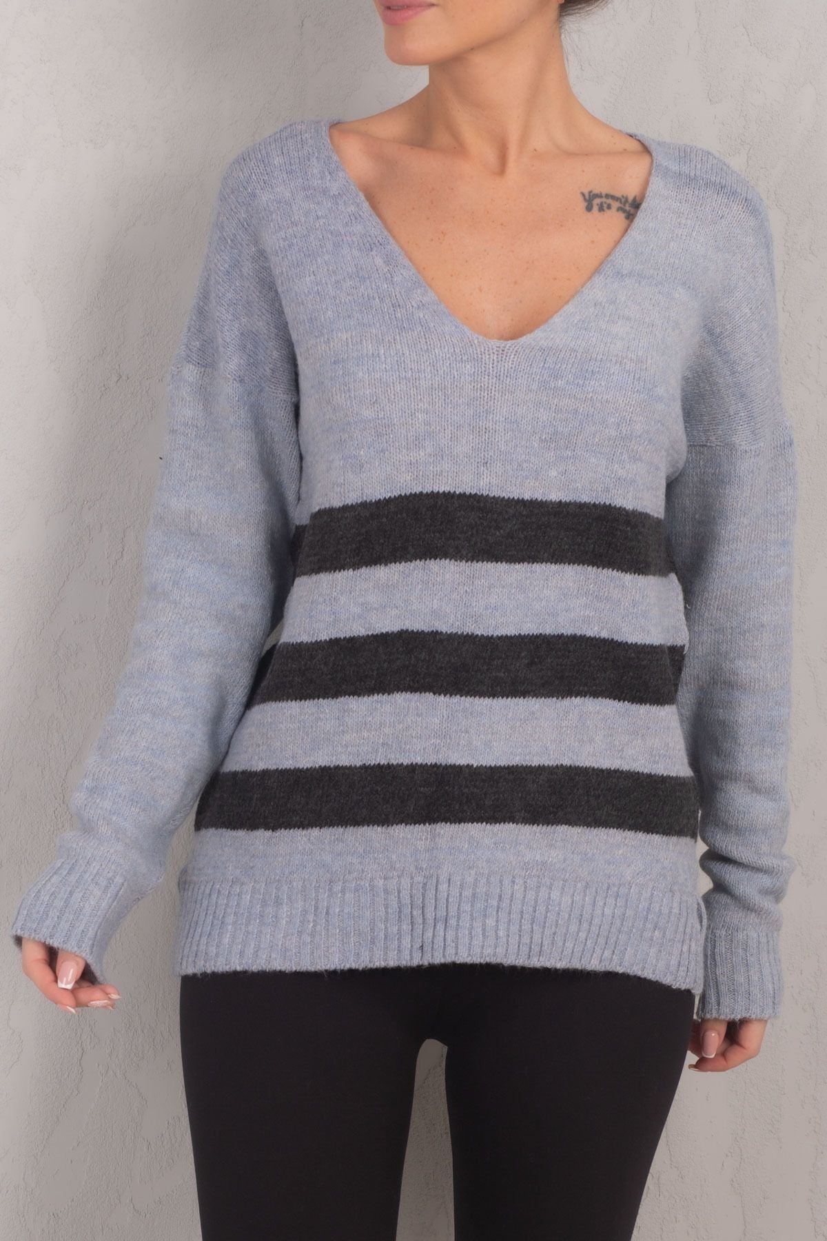 Woman Baby Blue Lily V Yaka striped knitwear sweater ARM-24K012016