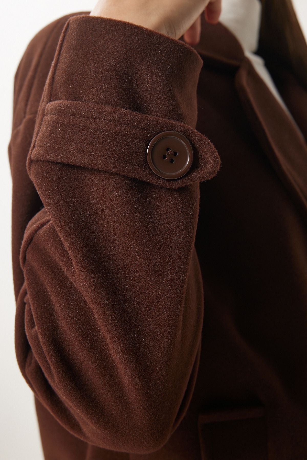 Female brown cruiser collar stamp coat DD01342