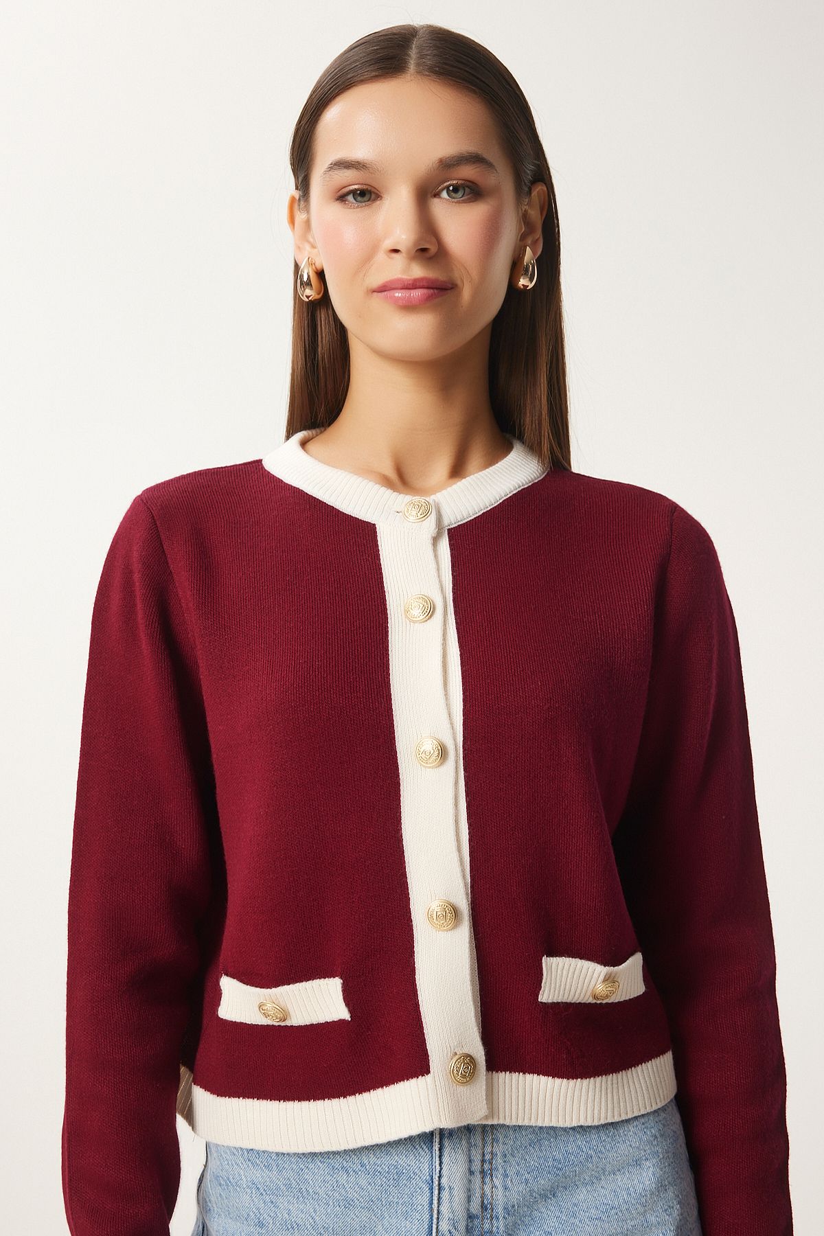 Women's Bordeaux Contrast Color Stylish button knitwear cardigan DP00223