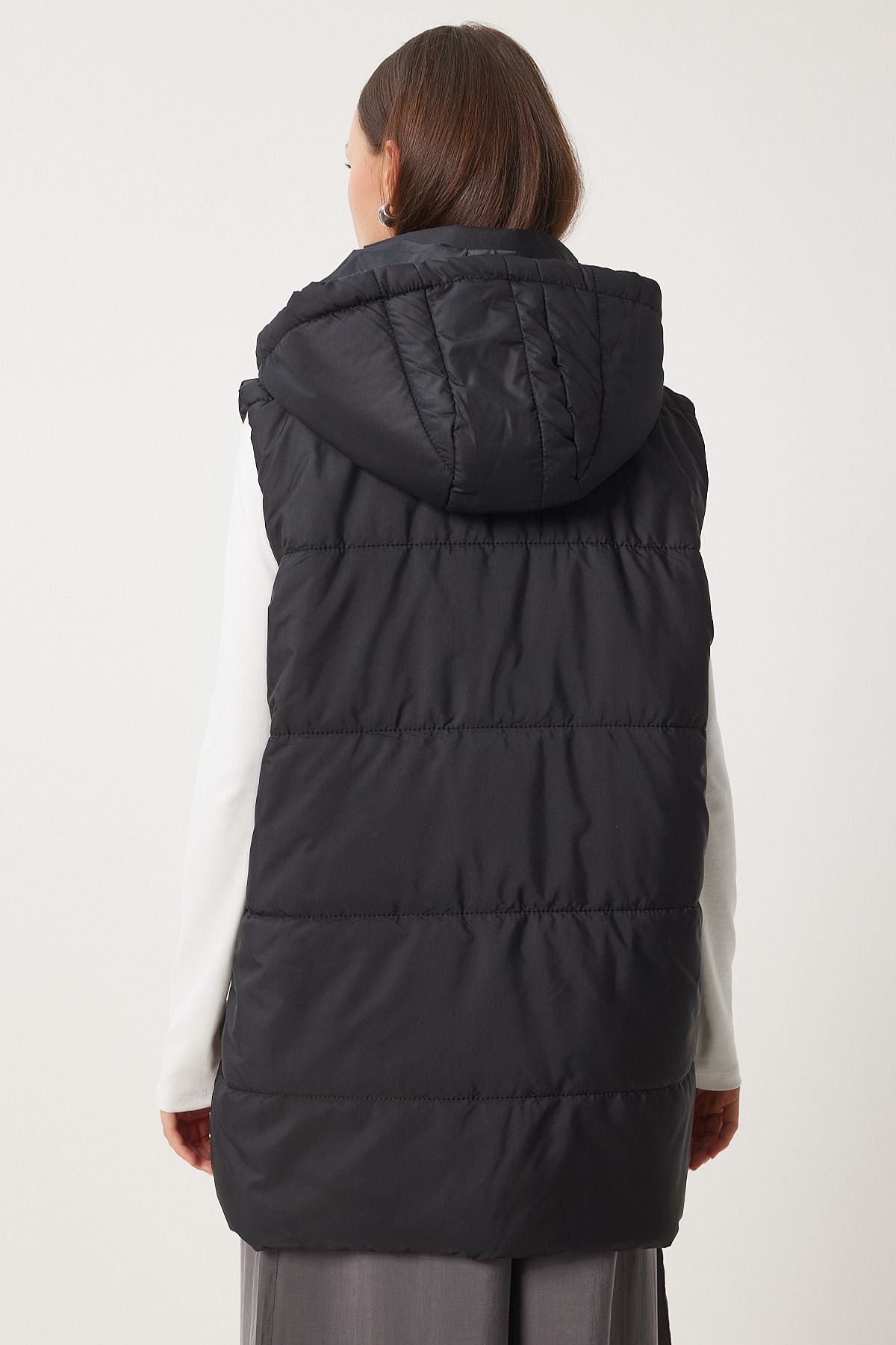 Woman Black Hooded Oversiz swelling Vest RV00059