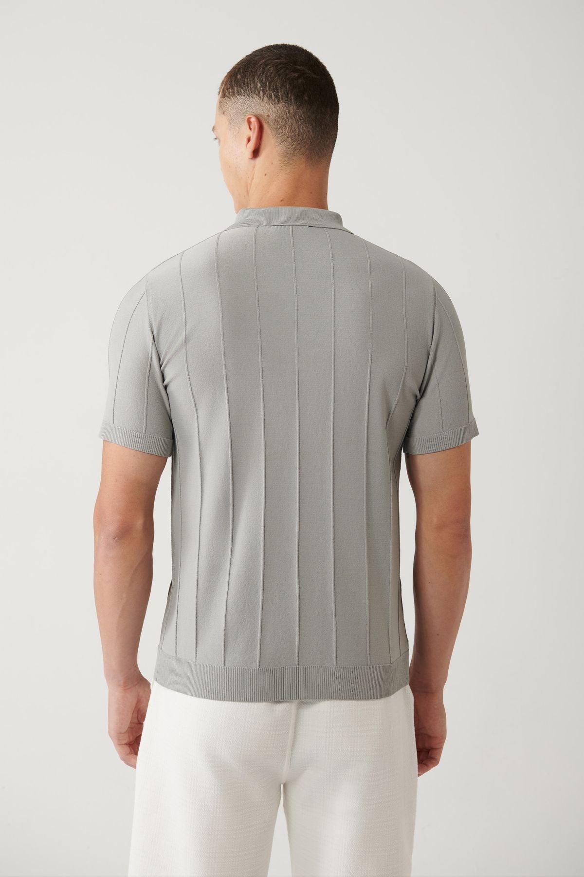 Men's gray zipper rayon wick braided polo collar knitwear T-shirt A41y5073