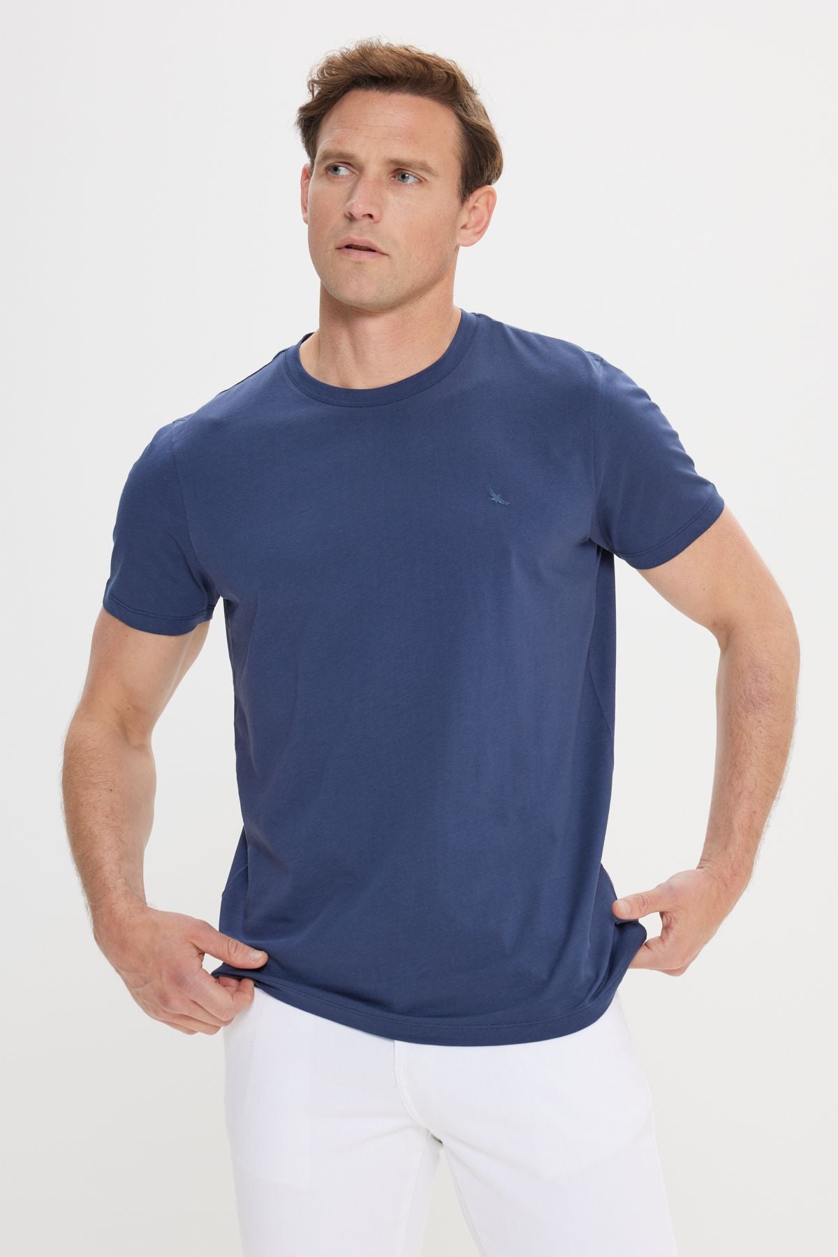 Men's navy blue slim fit narrow cut bike collar cotton t -shirt