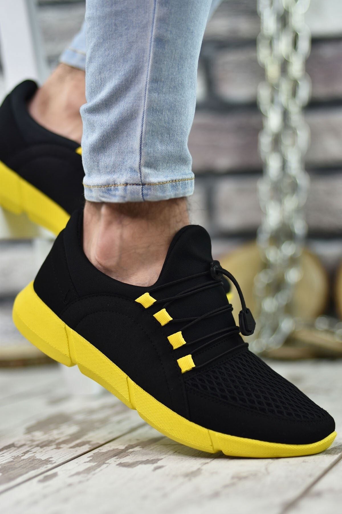 Black Yellow Men Sneaker 00122015