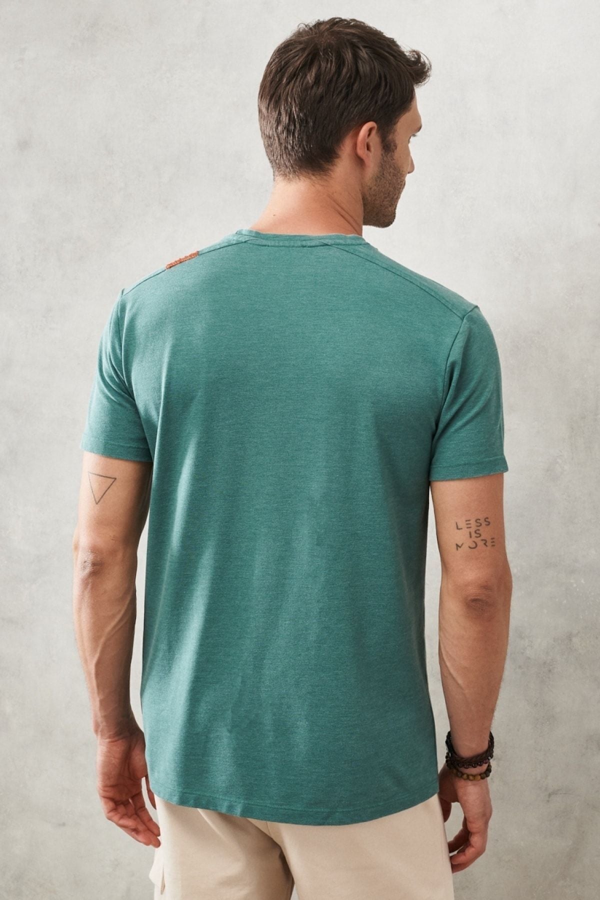 Men's green slim fit narrow cut bike bike collar cotton t -shirt