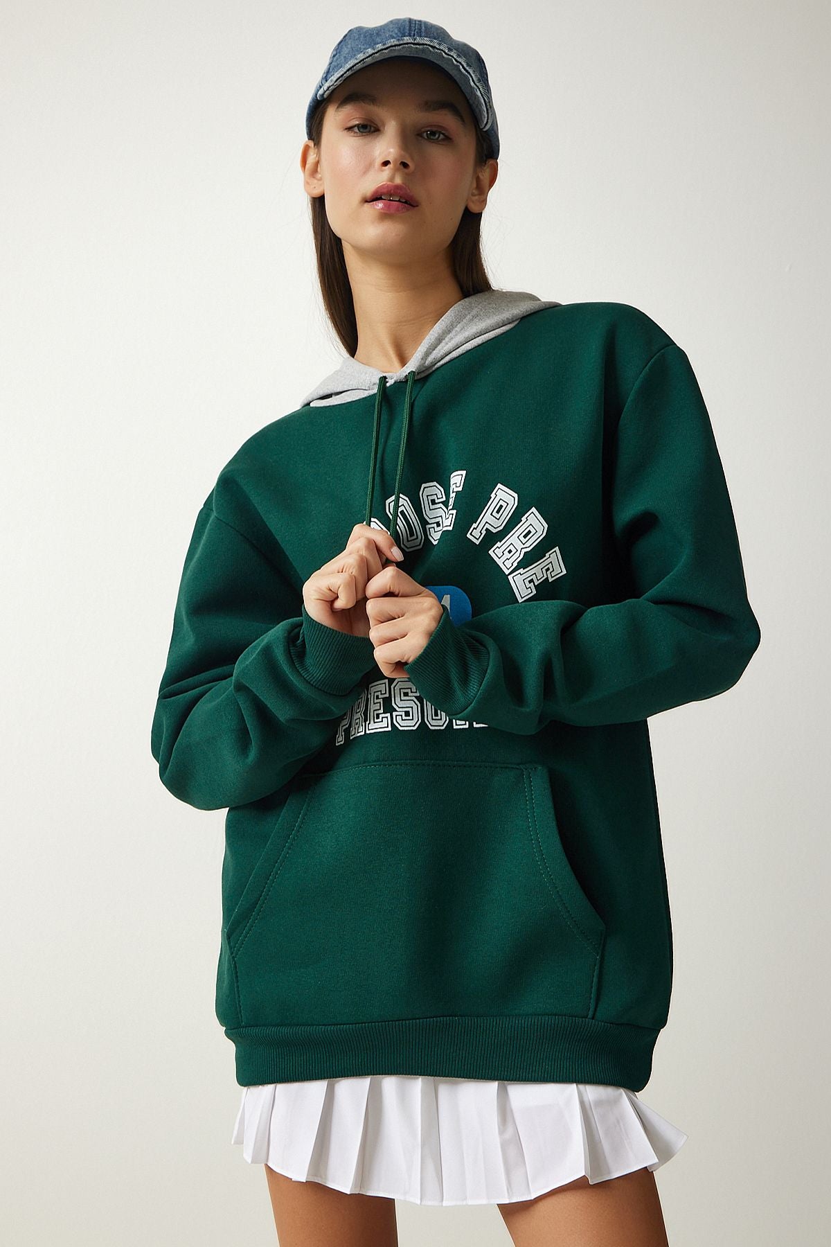 Female emerald green hooded charted Sweatshirt OW00003
