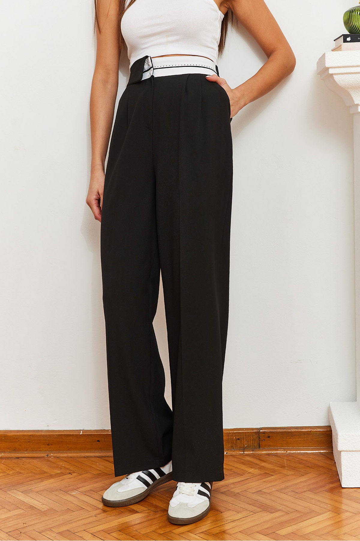 Women's Wide Leg Asymmetrical Waist Buttoned Palazzo Trousers 60361004
