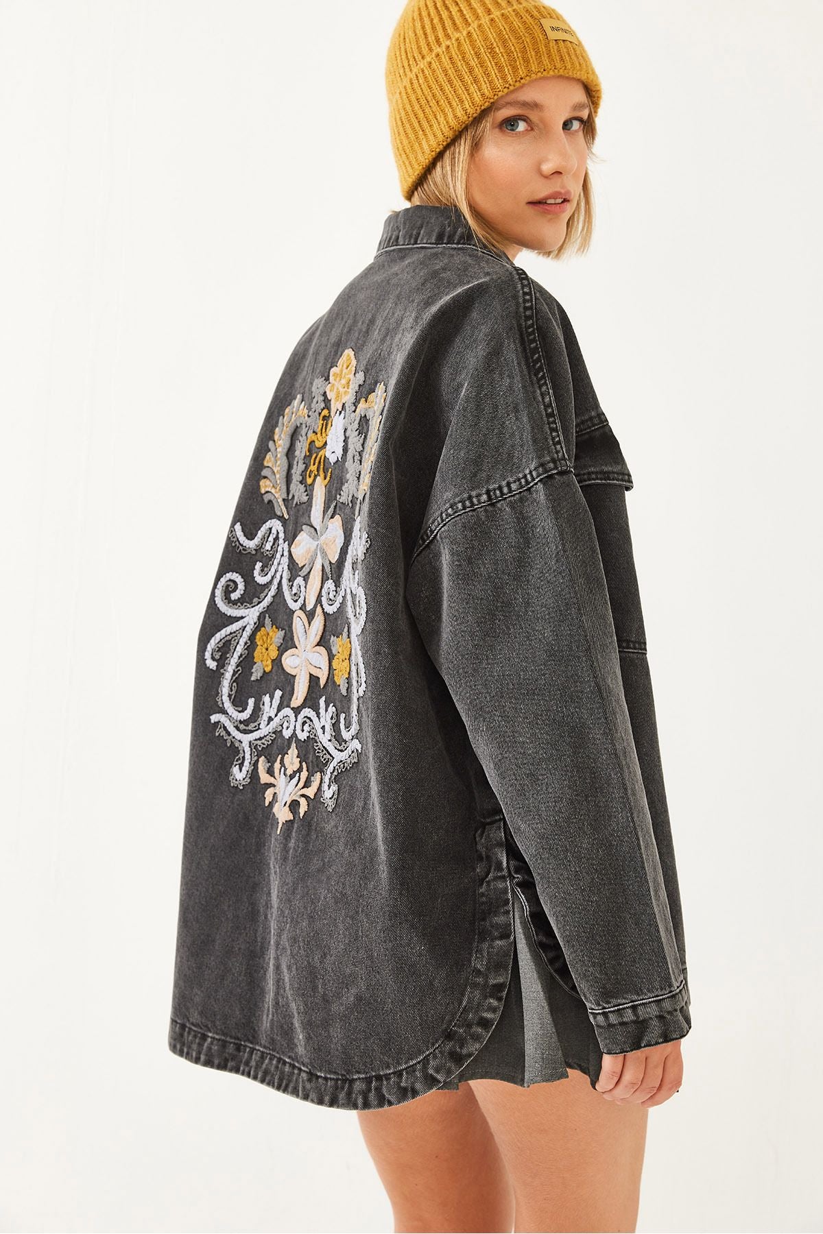 Women's Embroidered Jacket 60351058