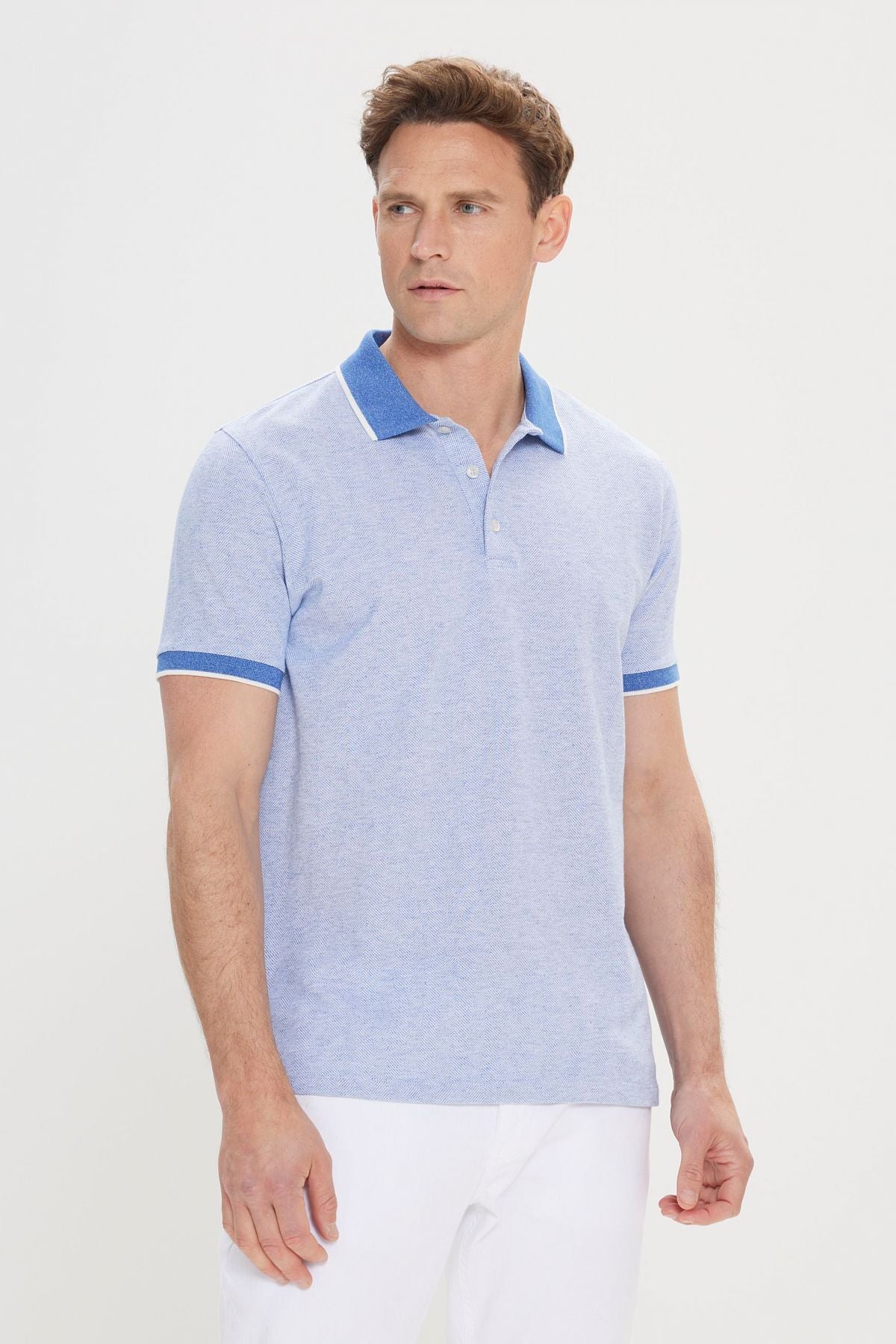 Men's blue slim fit narrow cut cotton jacquard polo collar t -shirt