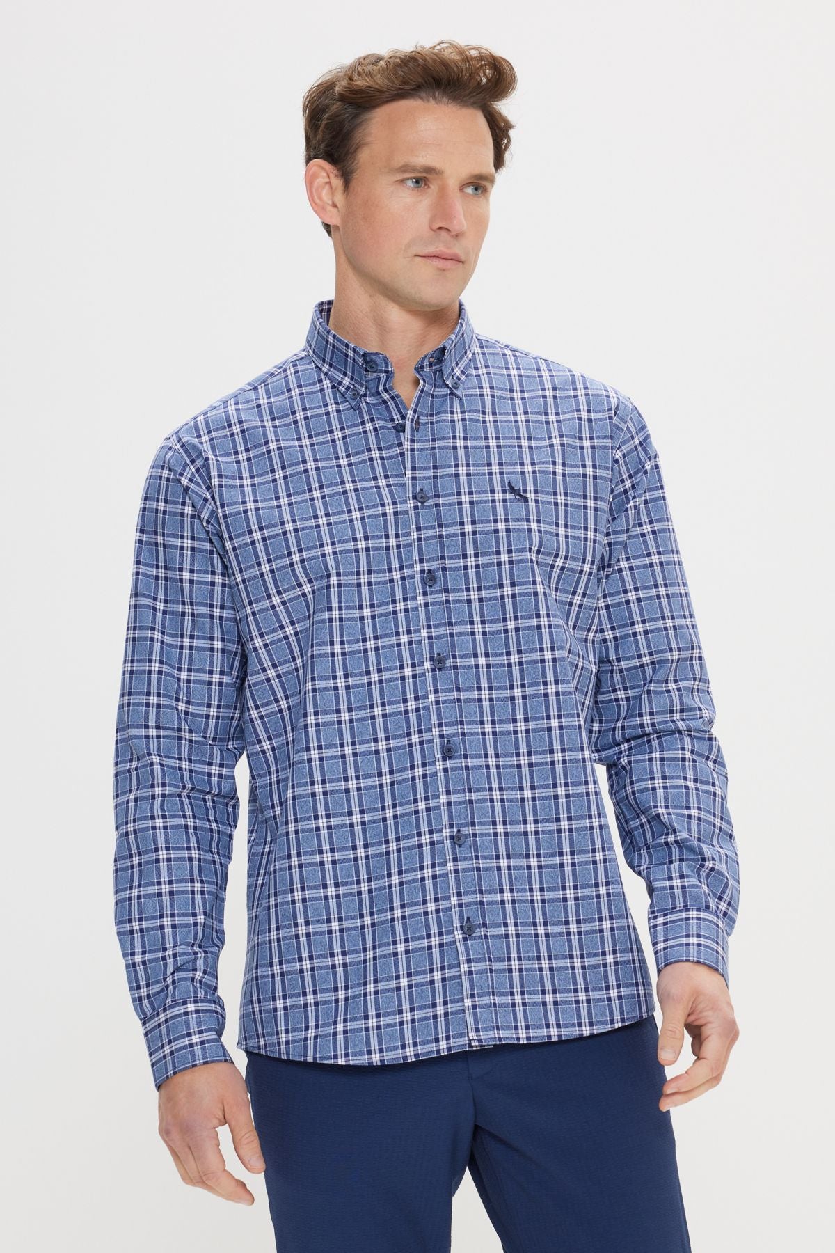 Men's Blue-Navy Blue Regular Fit Casual Cutting Buttoned Neck 100 %Cotton Patterned Shirt