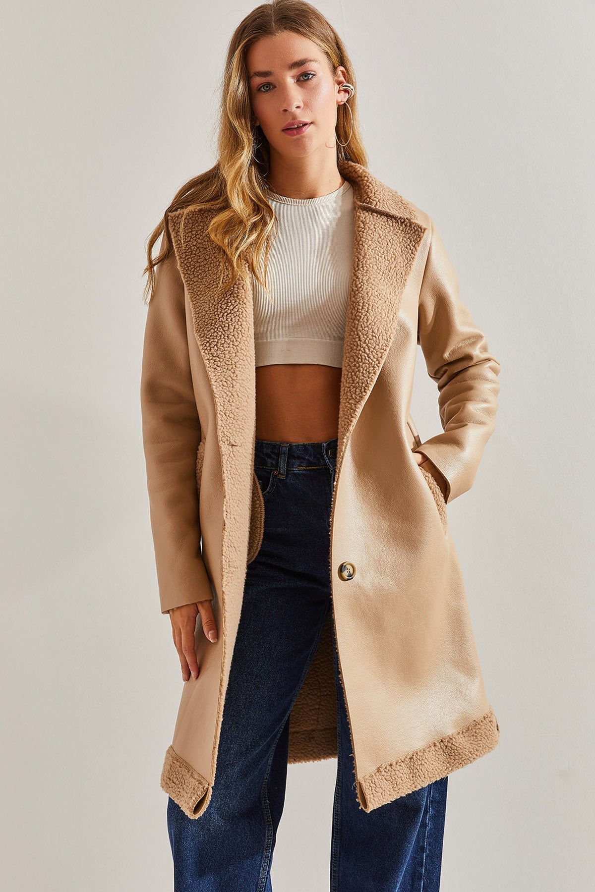 Women's Buttoned Leather Coat 60031035