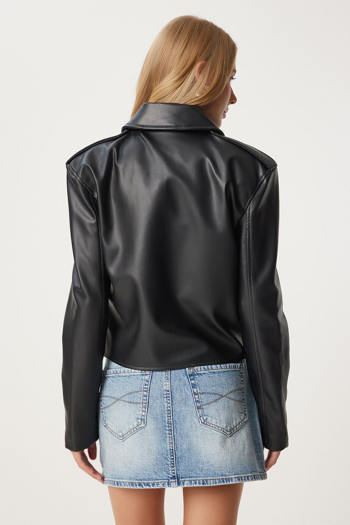 Female Black Artificial Leather Crop Biker Jacket FN03305
