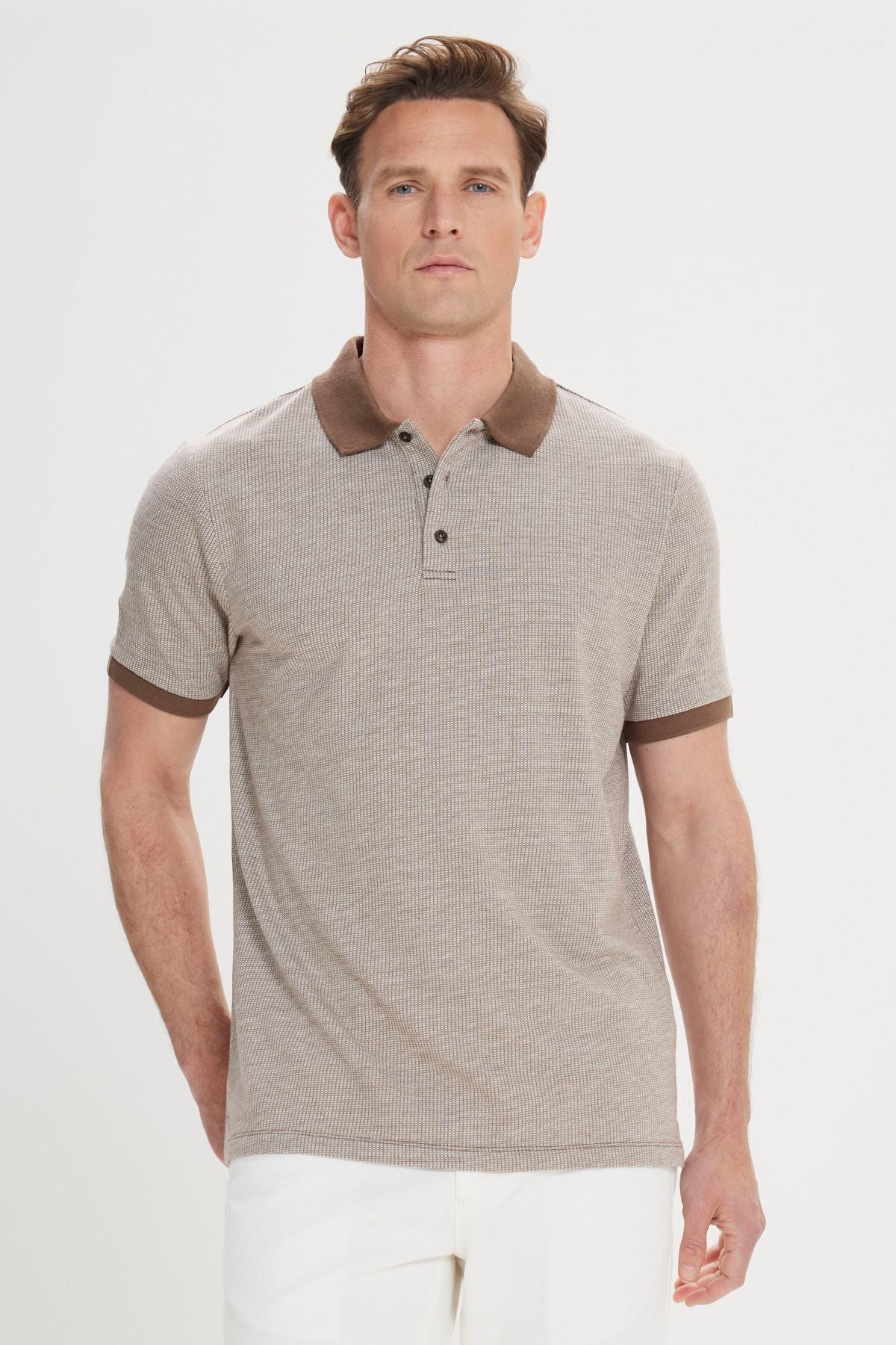 Men's brown regular fit comfortable cut polo collar cotton jacquard t -shirt