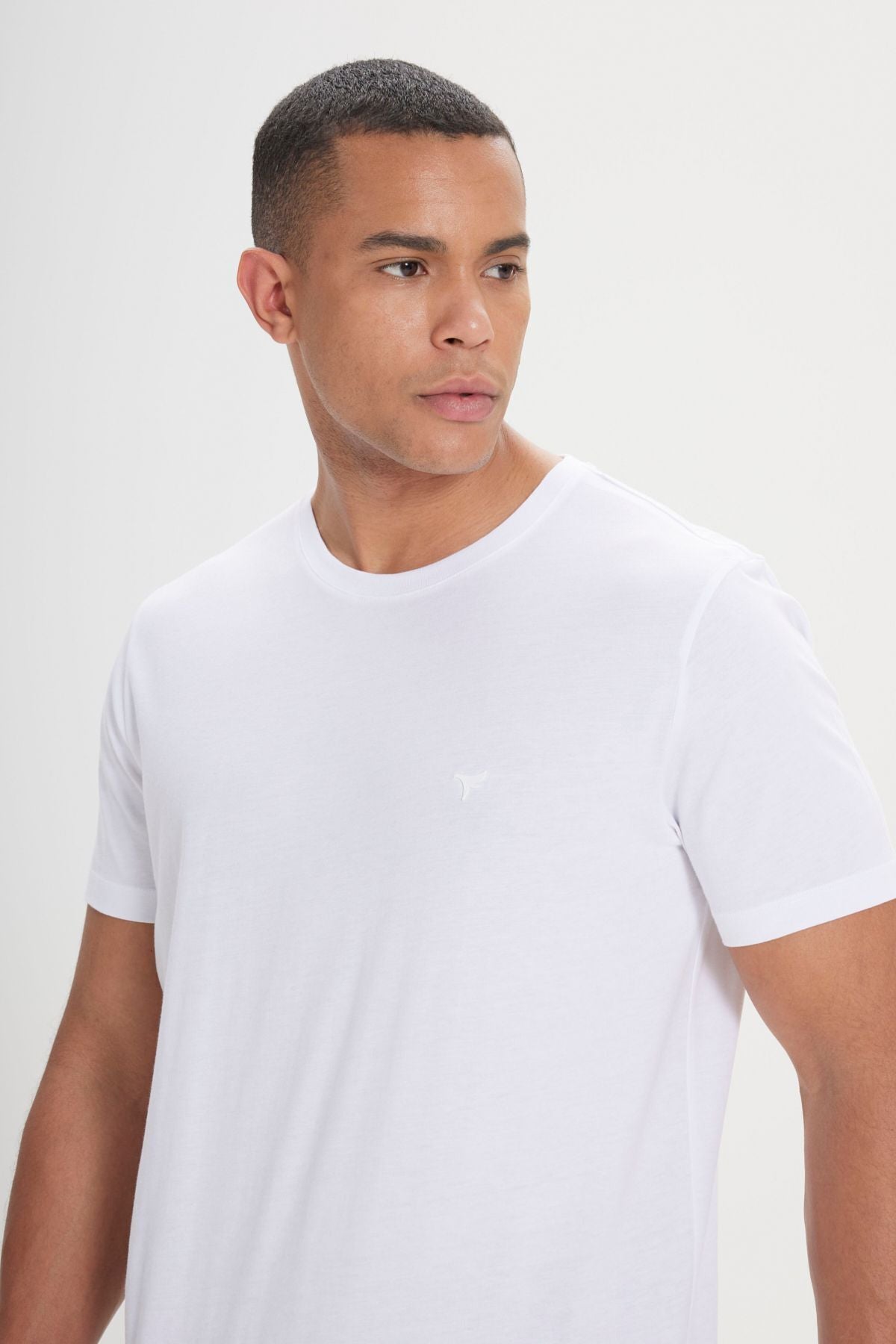 100 %Organic Cotton Men's White Slim Fit Narrow Cessation Bike Bike Yaka T -shirt