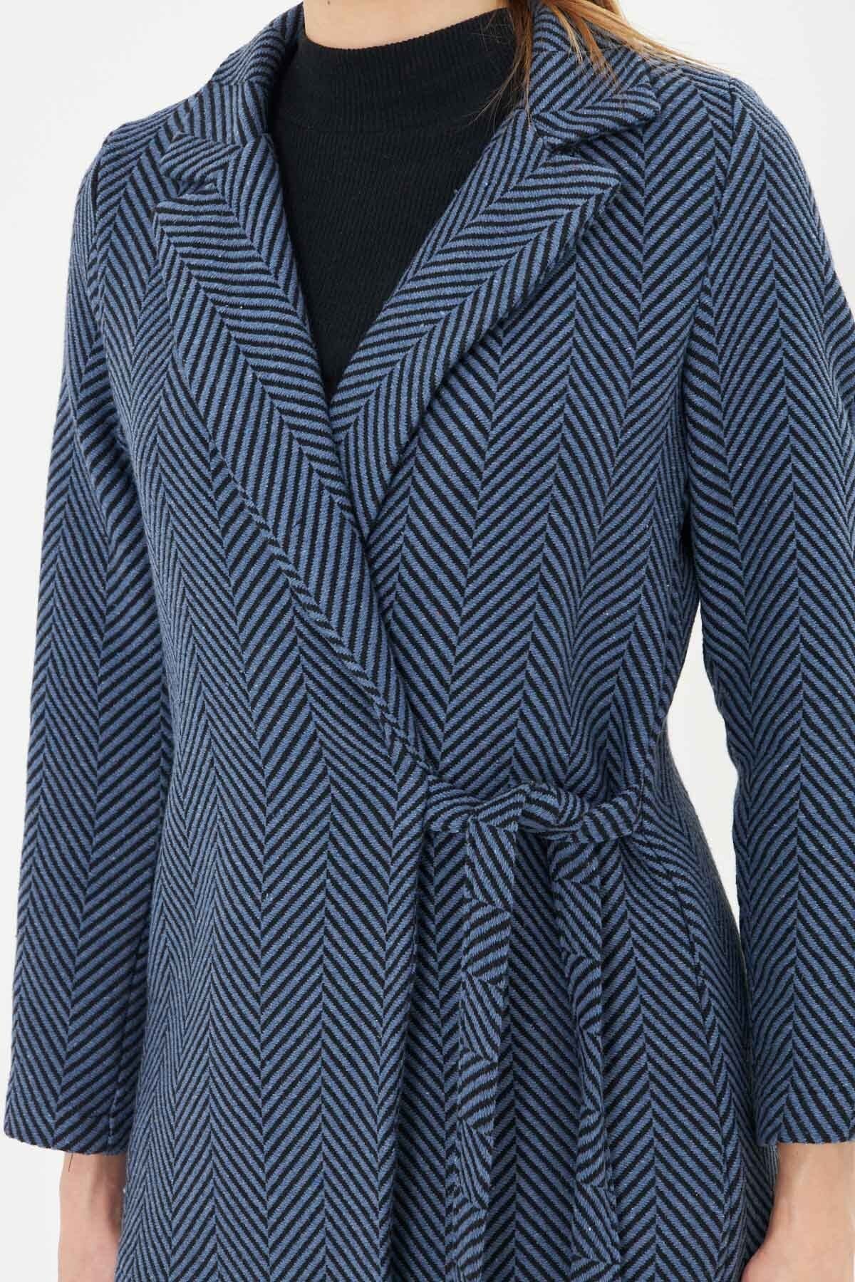 Woman Dark Blue Side Fish Pattern Pattern Stamp Jacket ARM-25K001074