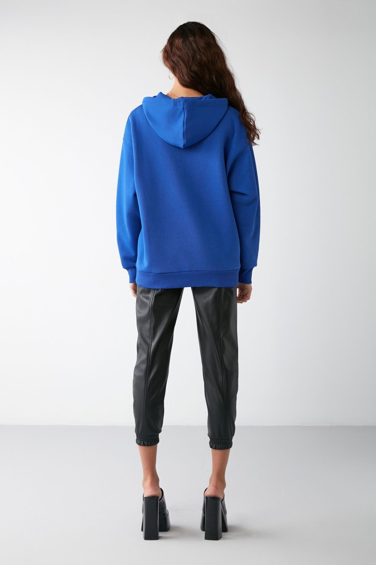 Alena Woman Basic Kangaroo Pocket Oversizle Organic Cotton Zipper Hooded Saks Blue Sweatshirt