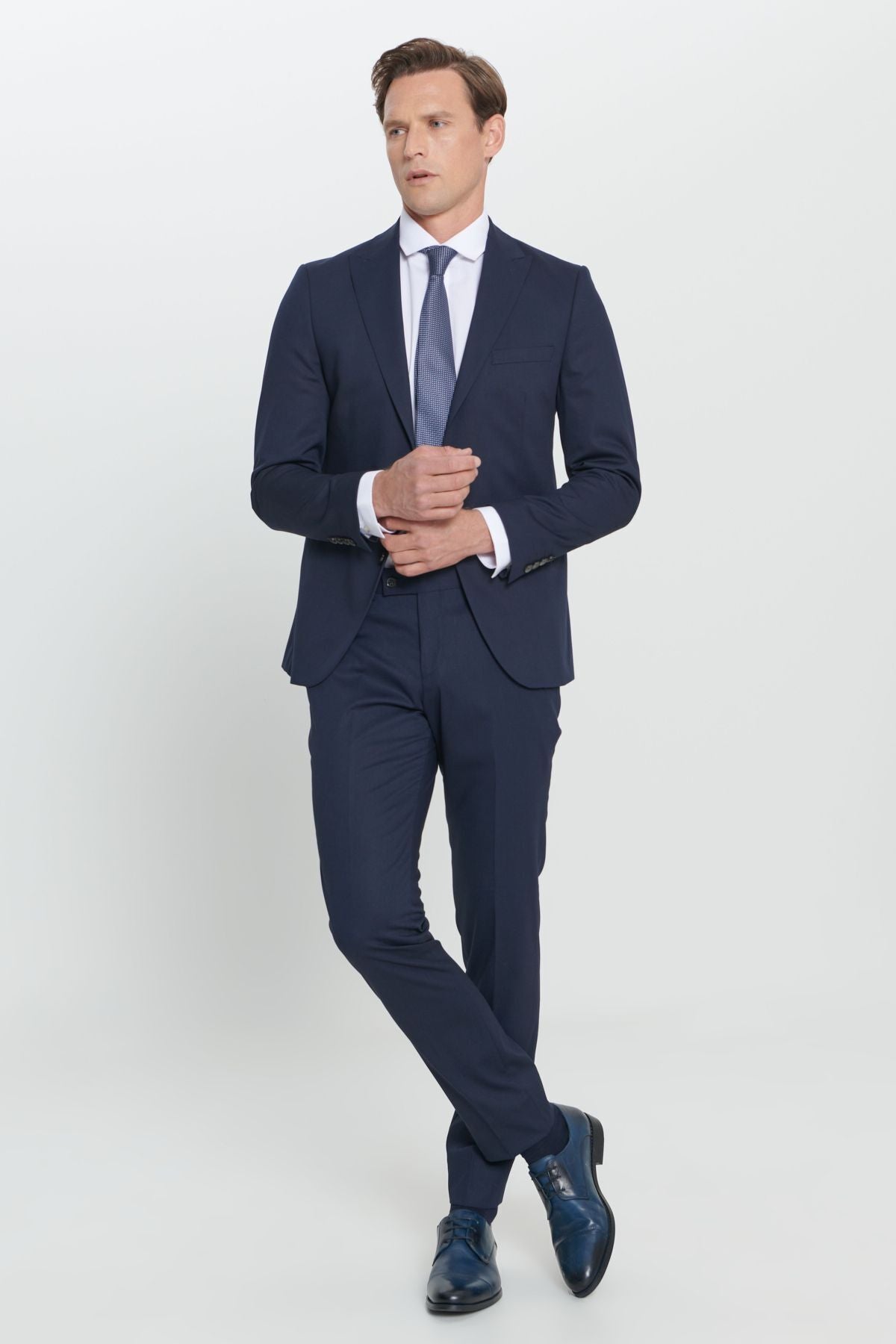 Men's navy blue extra slim fit narrow -cut swallow collar suits