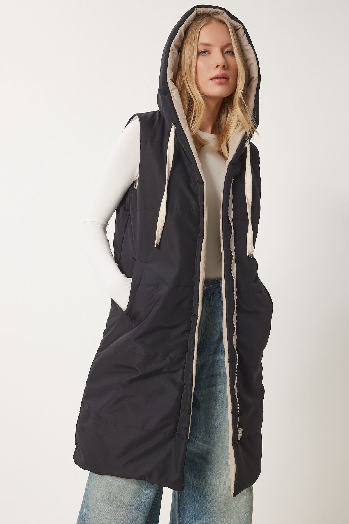 Female black beige hooded double -sided swelling vest NT00437