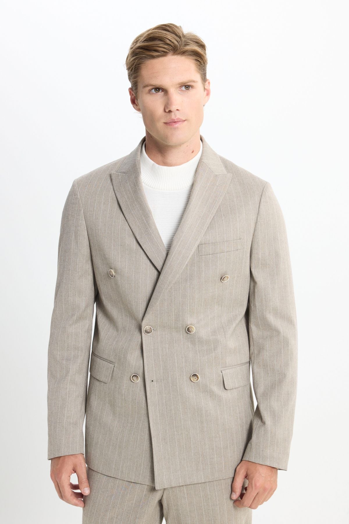 Men's Beige Slim Fit Narrow Cut Swallow Collar Striped Cover Pocket Flexible Suit