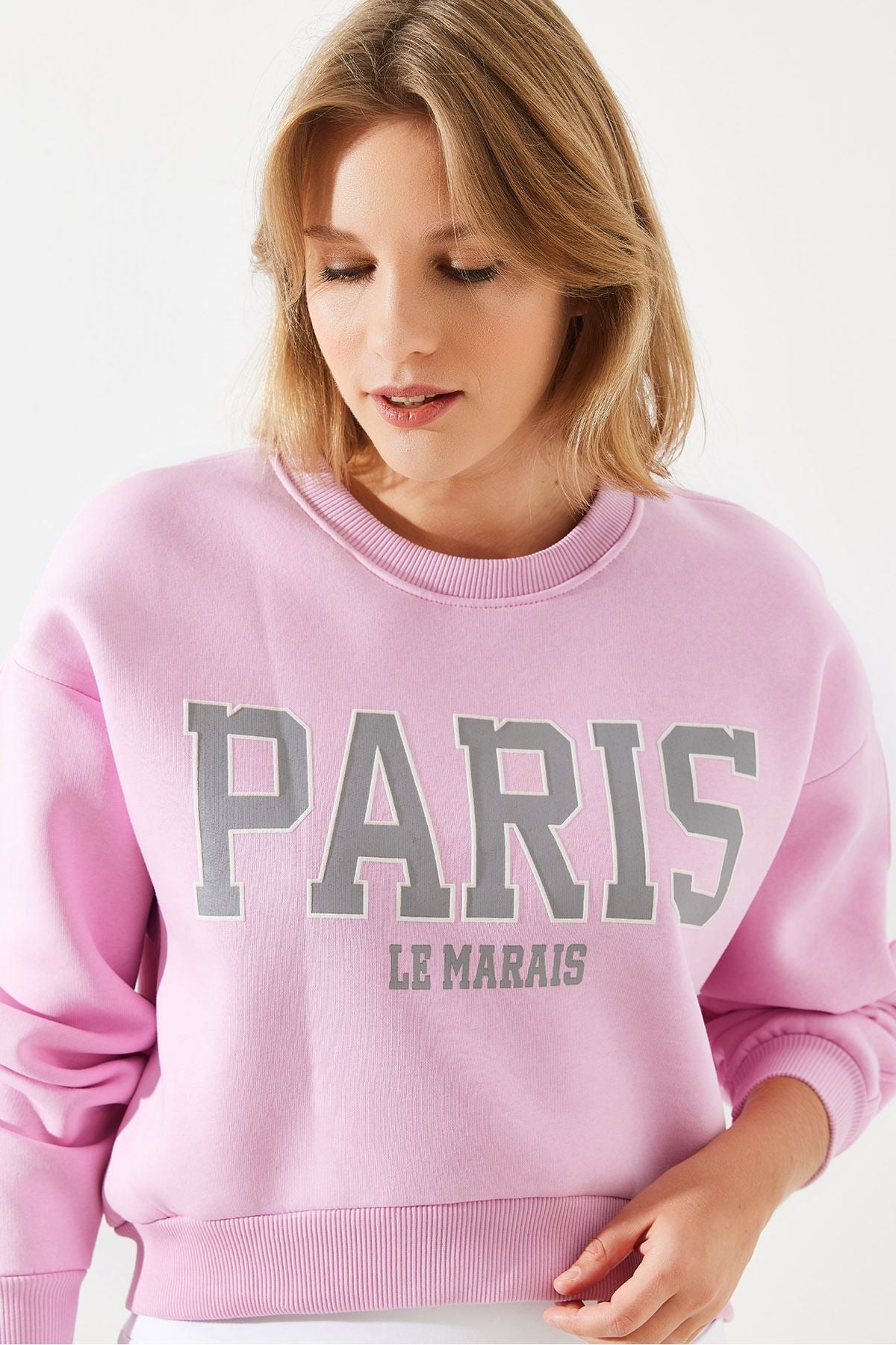 Woman Paris Printed Three Yarn Sweatshirt