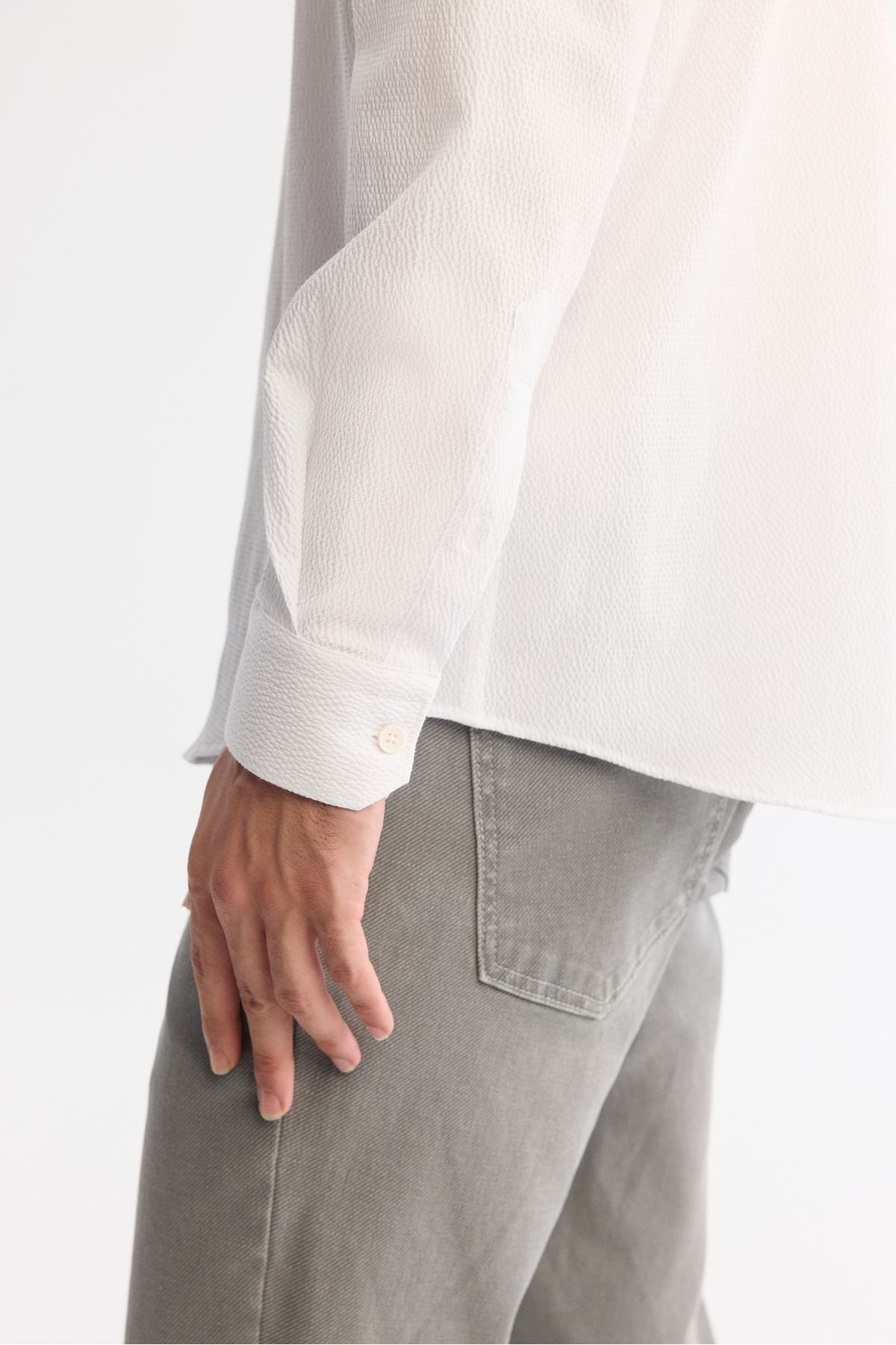 Men's white button collar easily ironable shirt A42Y2071