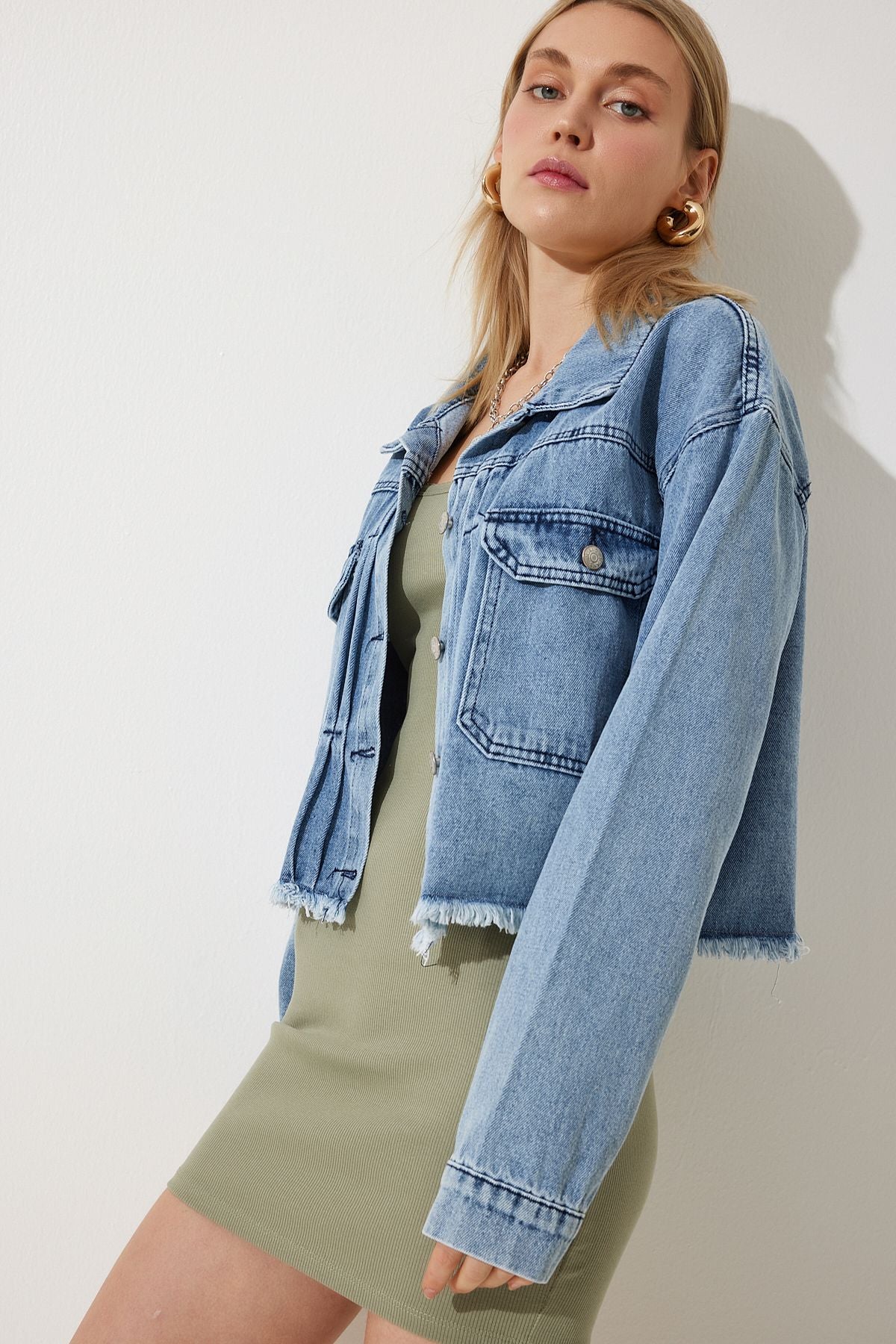 Female Medium Blue Wide Pocket Edges Seamless Denim Jacket RV00188