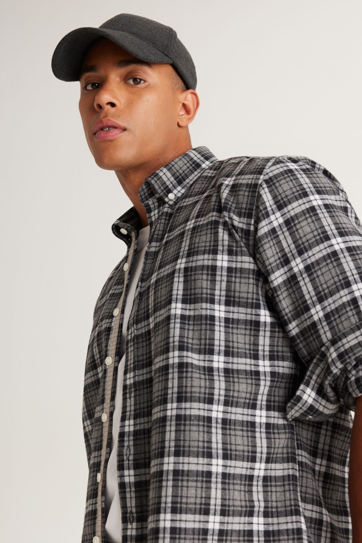 Men's anthracit-gray comfort fit comfortable cut buttoned collar cotton checkered shirt