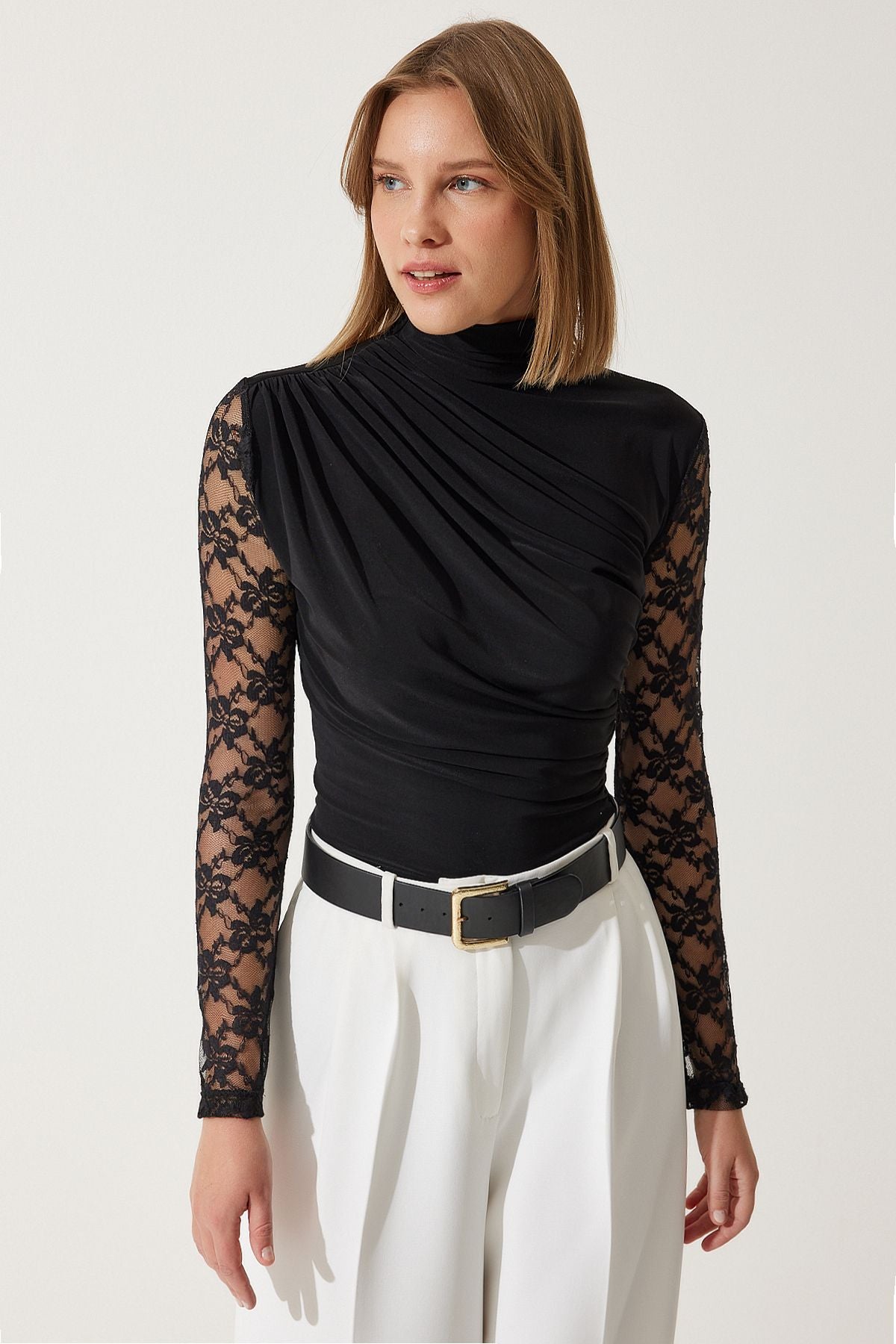 Female black lace sleeve shirred knitted blouse FF00164