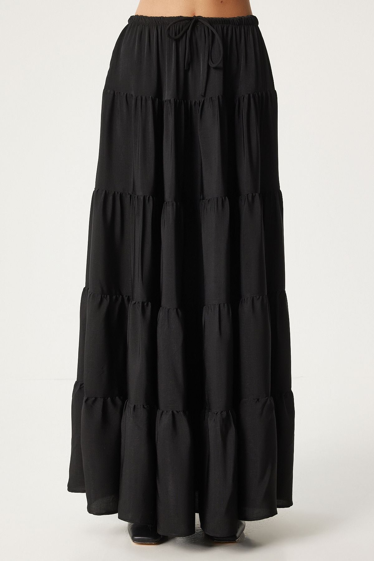 Women's black flywheel cottage with plenty of relaxed skirt ul00039