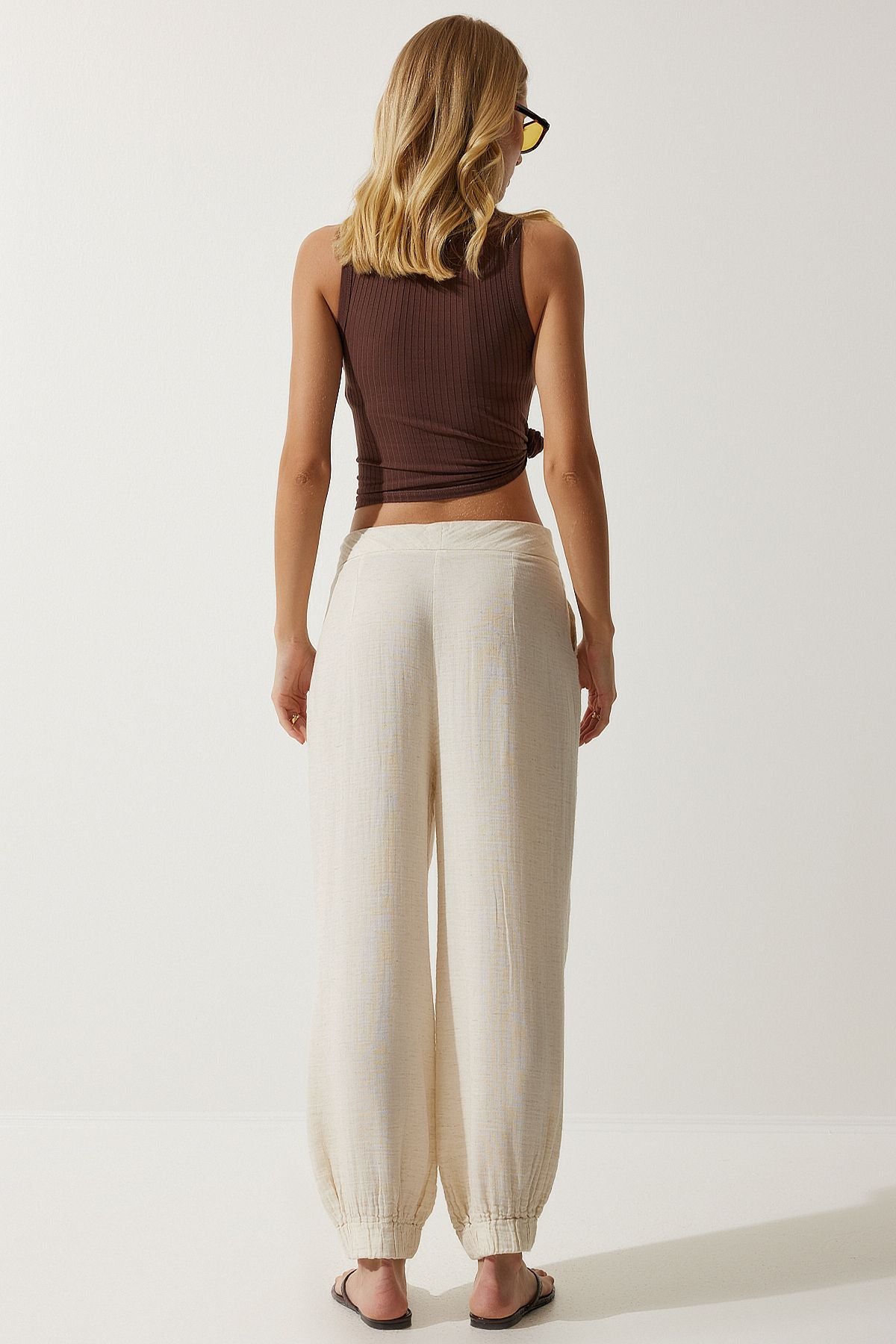 Women's Cream Embroidery Detailed Müslin Pants SF00019