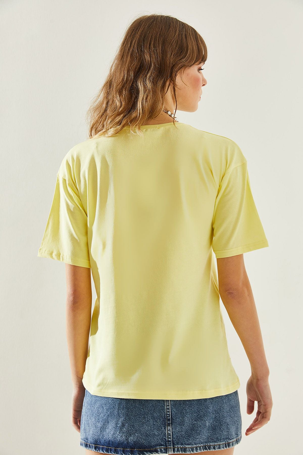 Female Bicycle Collar Short Sleeve Basic T-Shirt 60251202