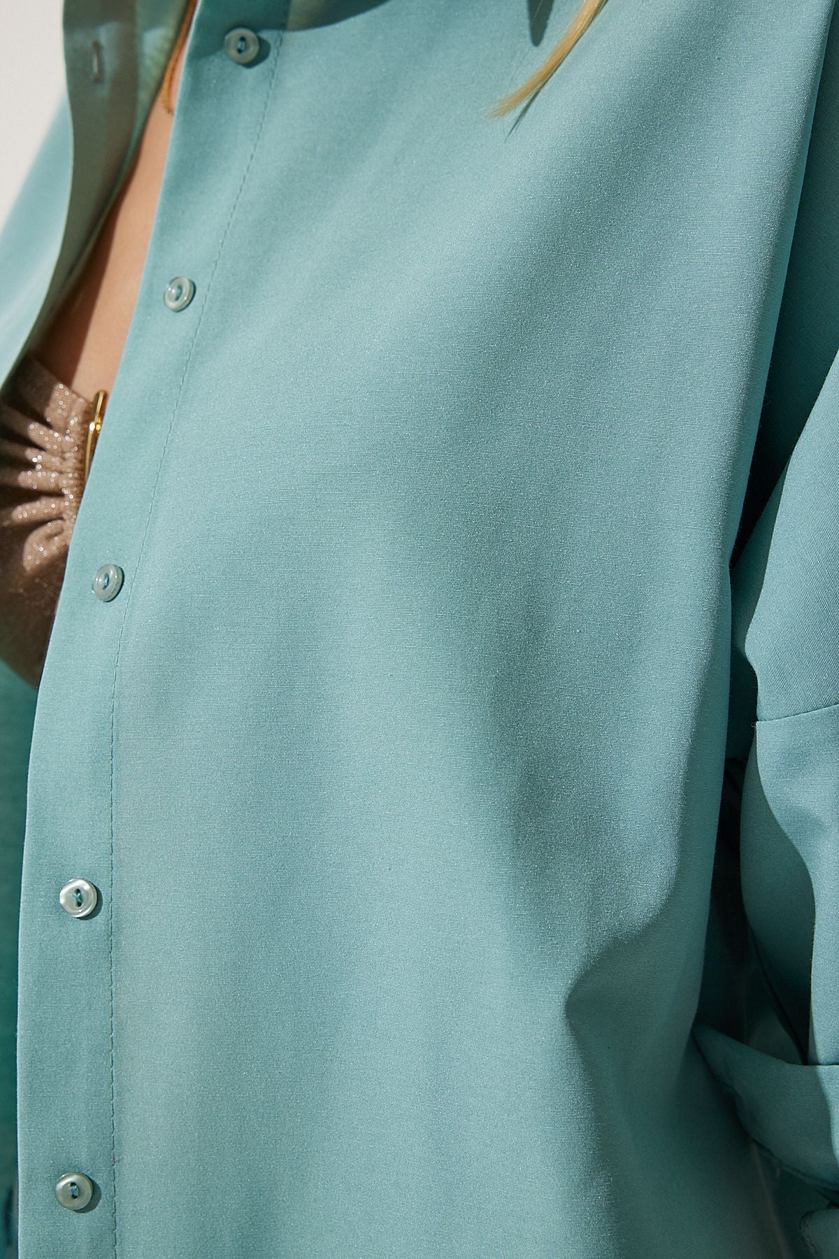 WOMEN'S WATER GREEN OVERSESSES LONG BASIC SHIRT DD00842