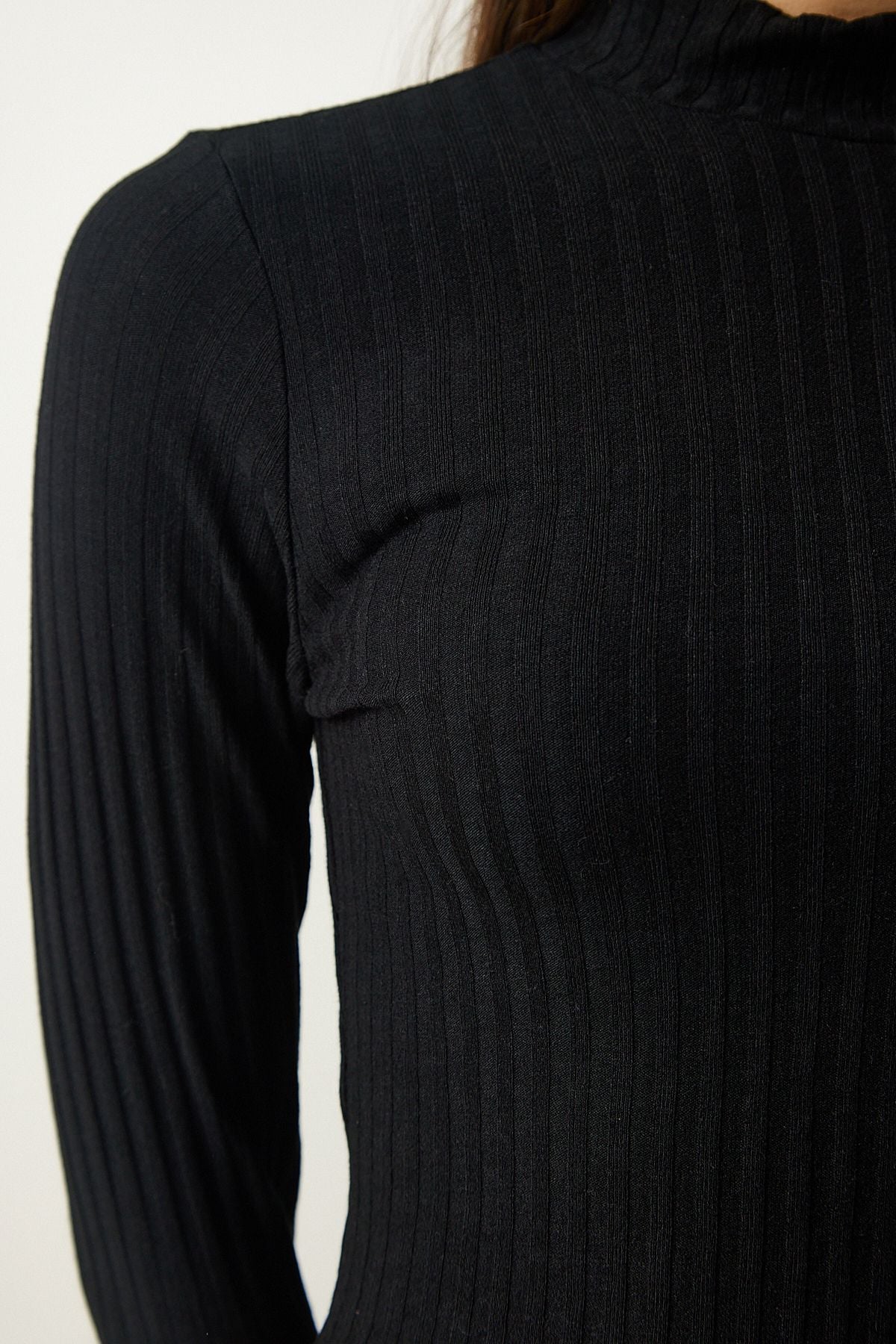 Female black fisherman collar wick Crop knitted blouse AH00153